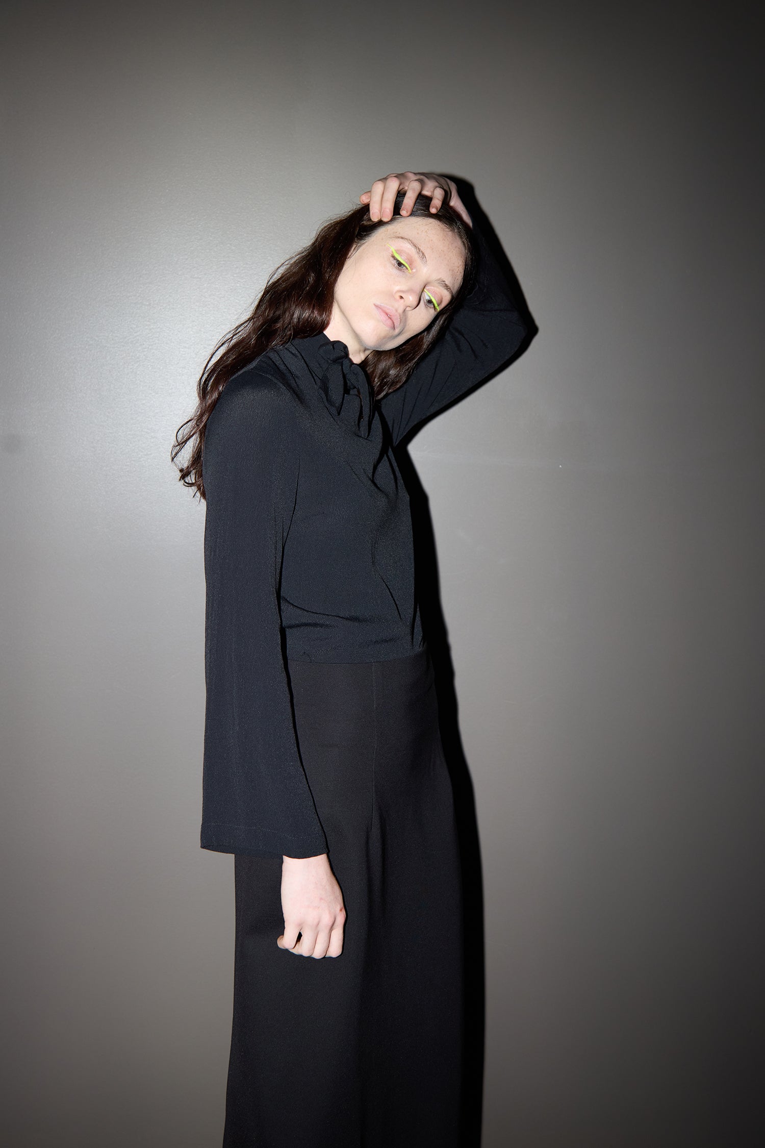 CHORUS IN NEGATIVE, AW26