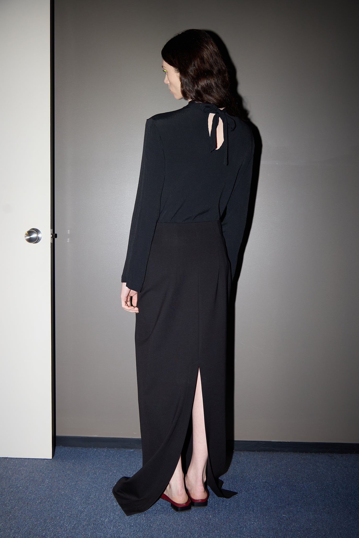 CHORUS IN NEGATIVE, AW26