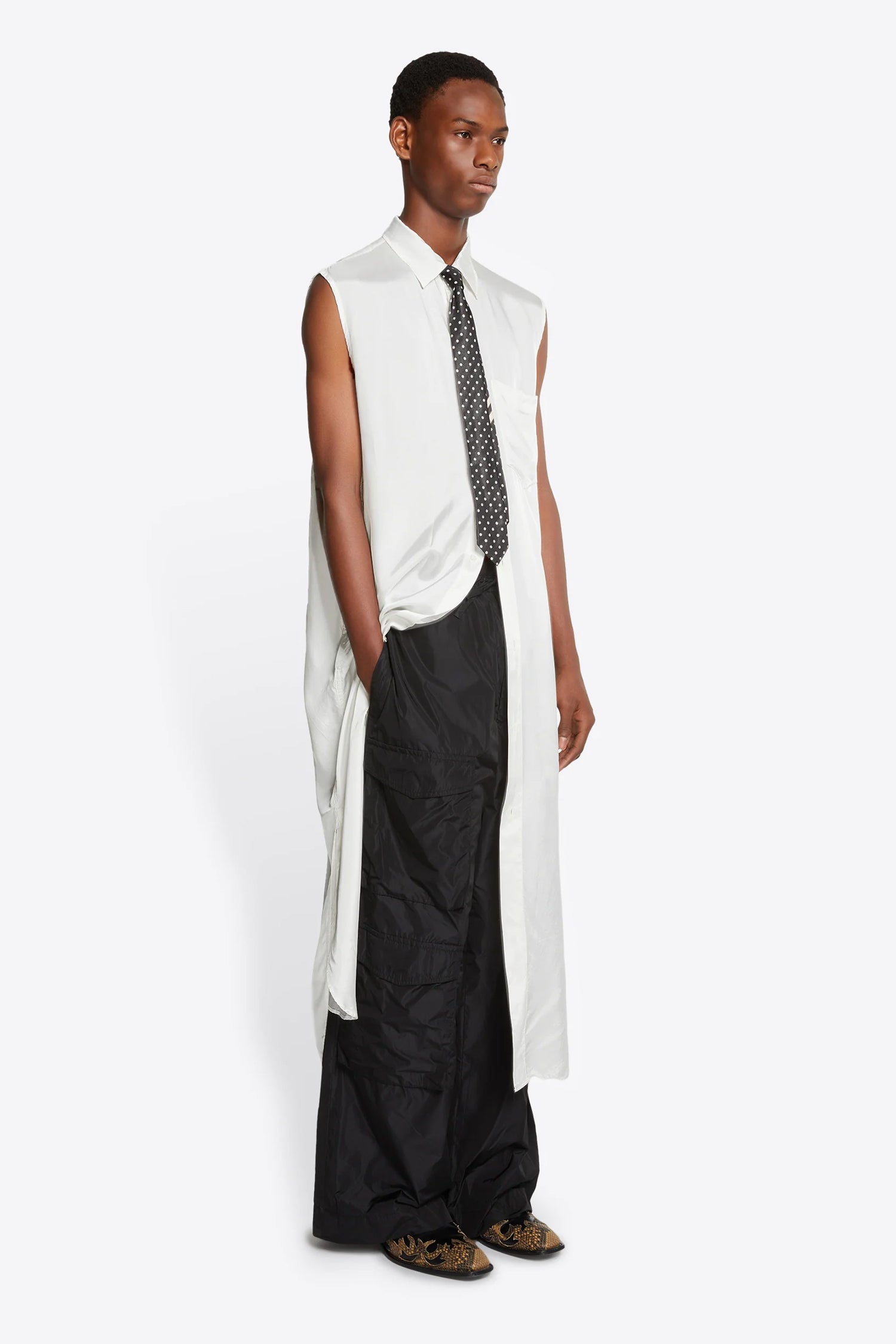CALEBY SHIRT IN OFF WHITE,SS23