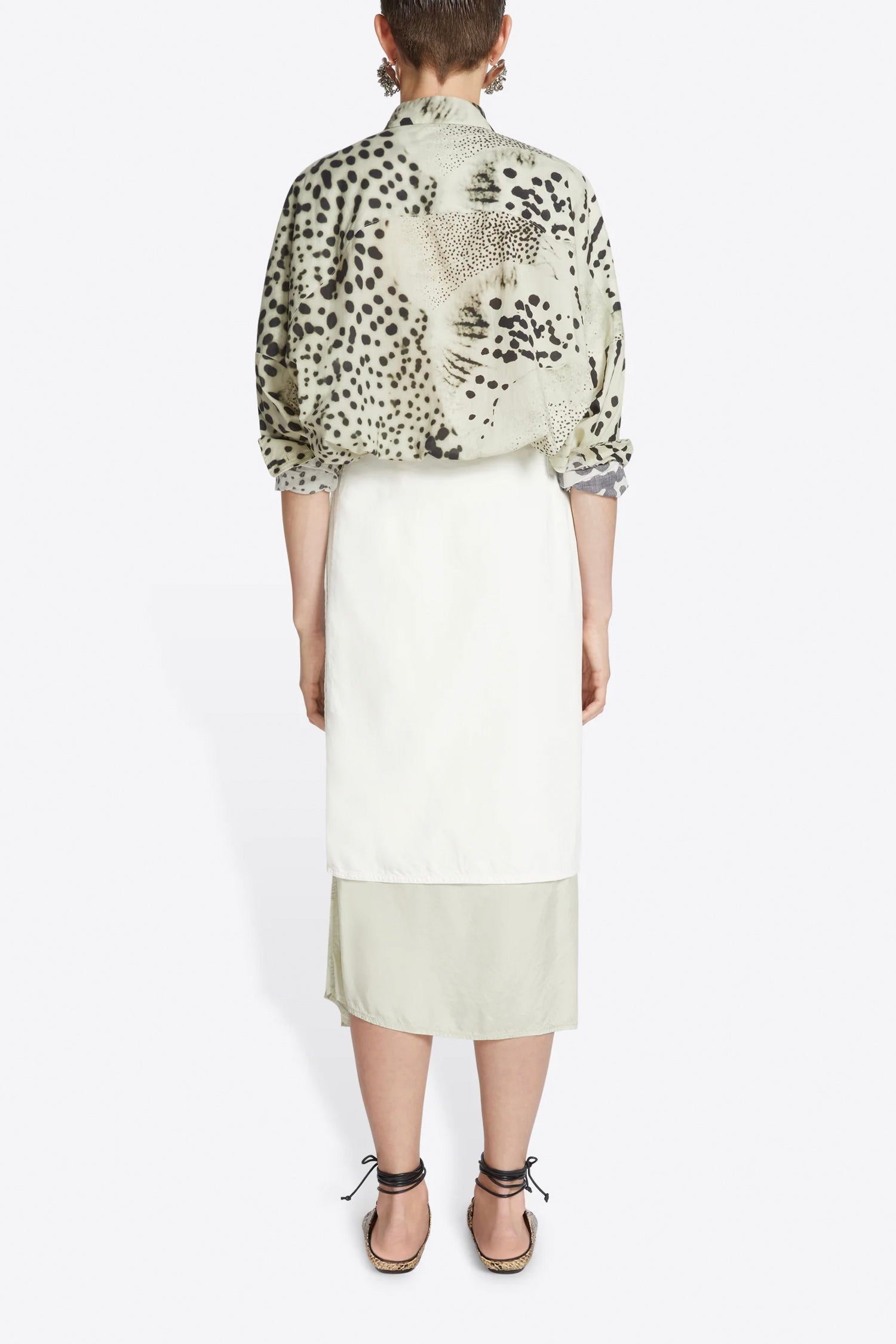 CASIA SHIRT IN BLACK ORCHID, SS25