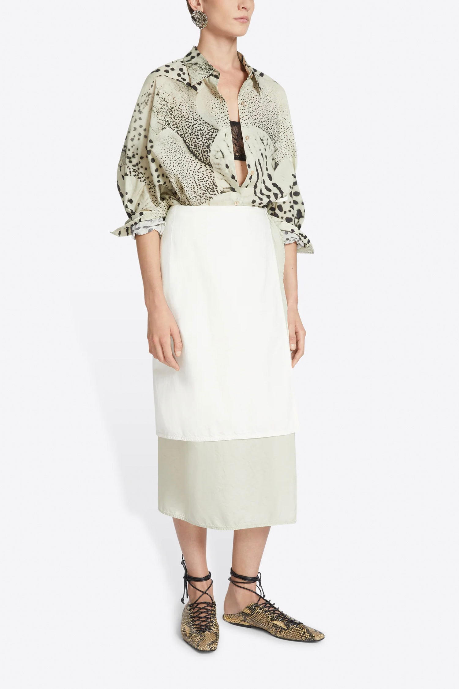 CASIA SHIRT IN BLACK ORCHID, SS25