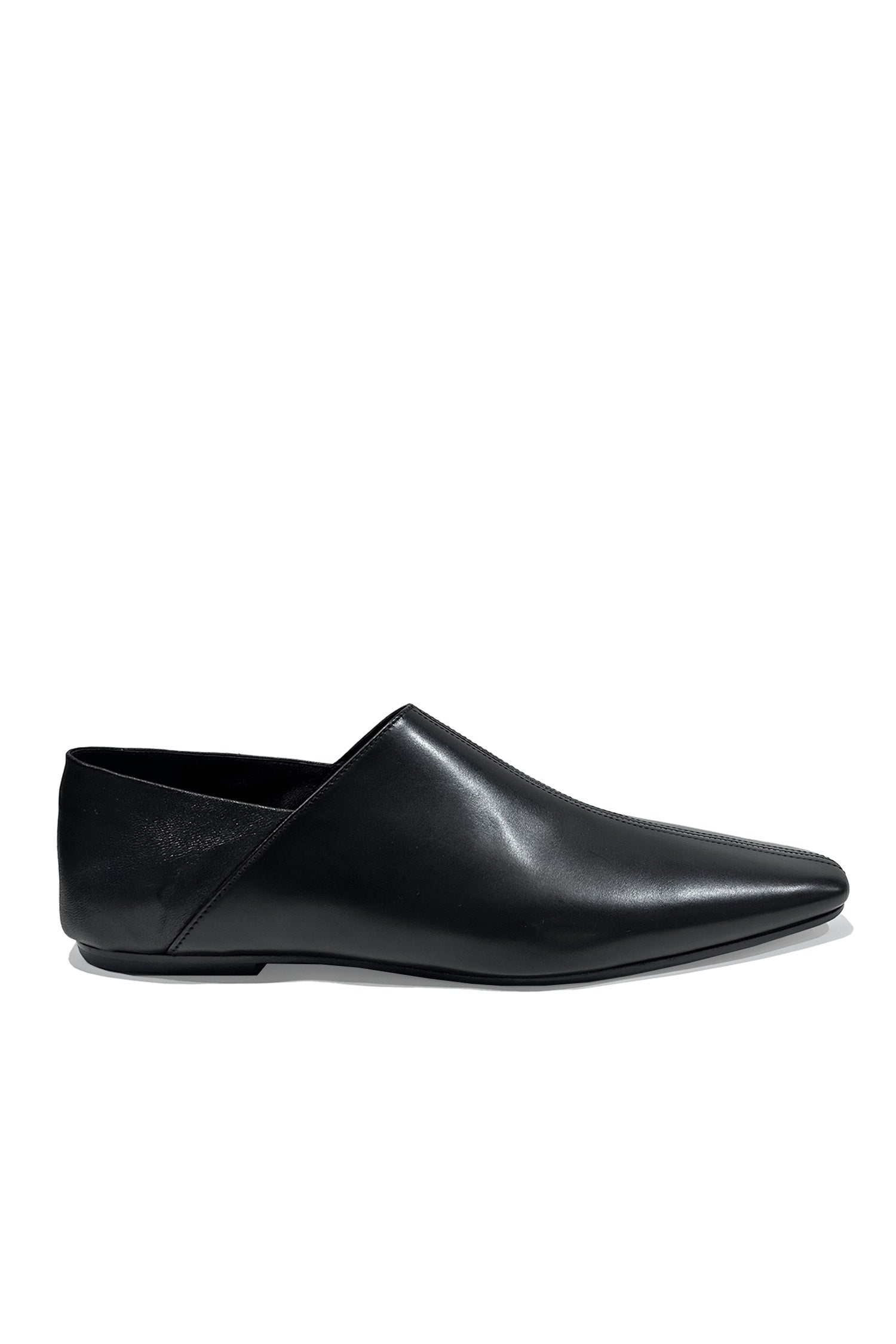 LEATHER SLIP-ON LOAFER IN BLACK, SS25