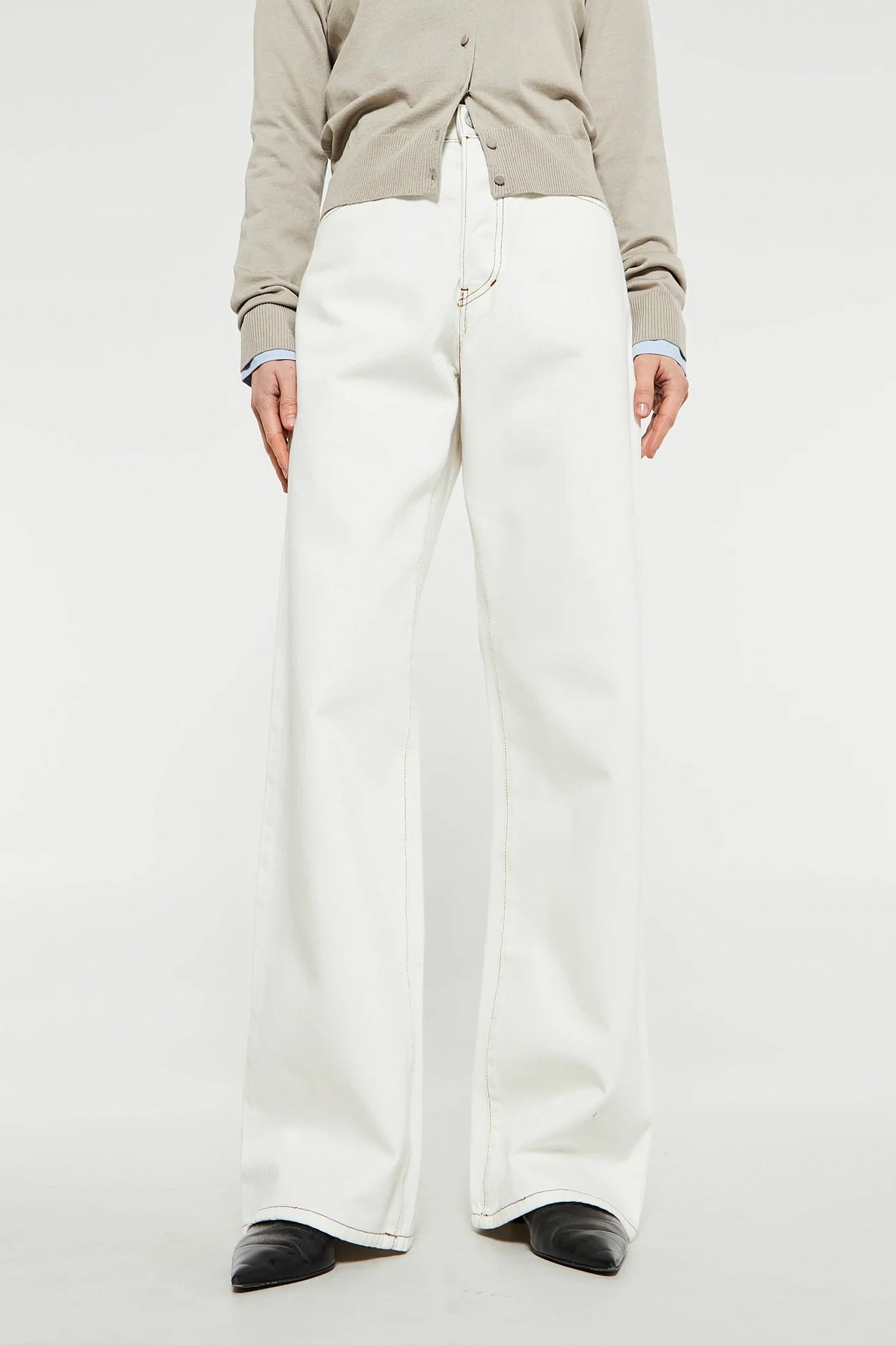PEYTON DENIM PANTS IN OFF WHITE, SS25