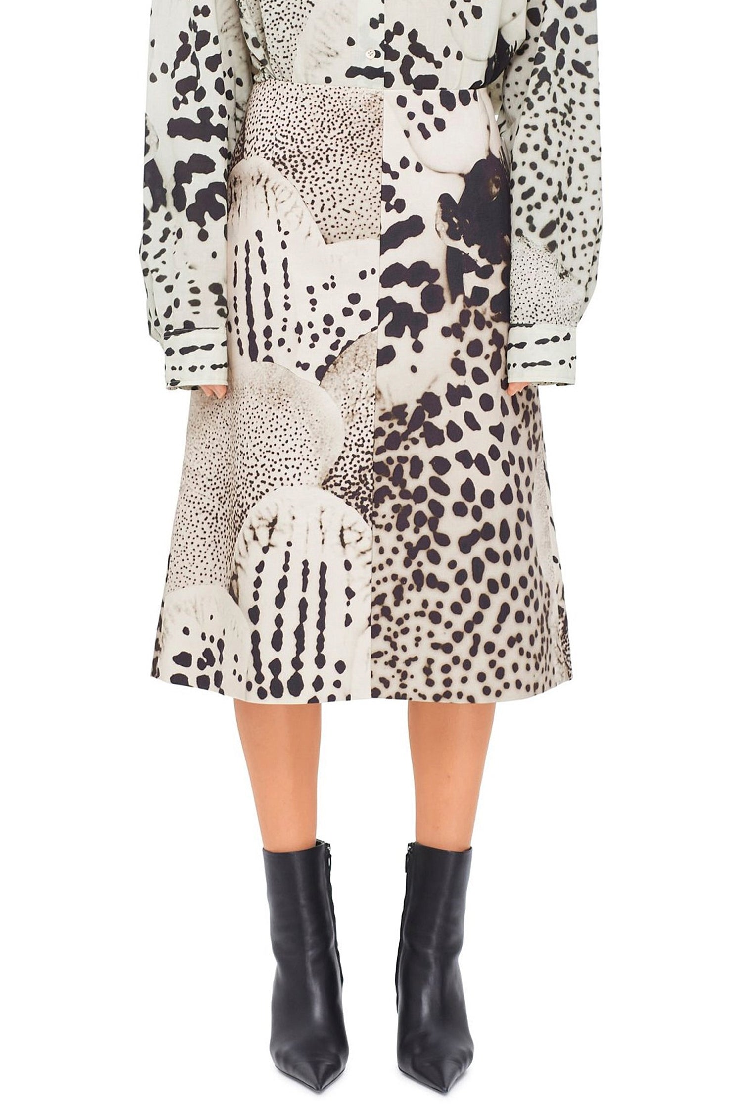 SHERA BIS SKIRT IN BLACK ORCHID, SS25