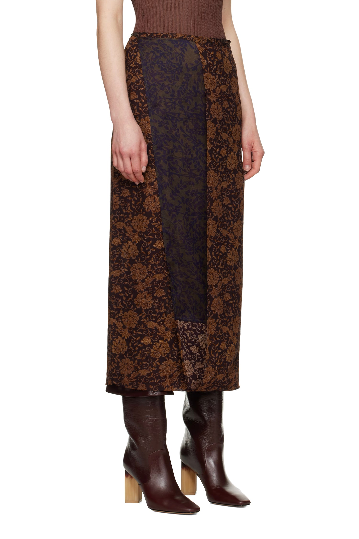 SPA SKIRT IN DARK BROWN, SS25 - Zambesi Store