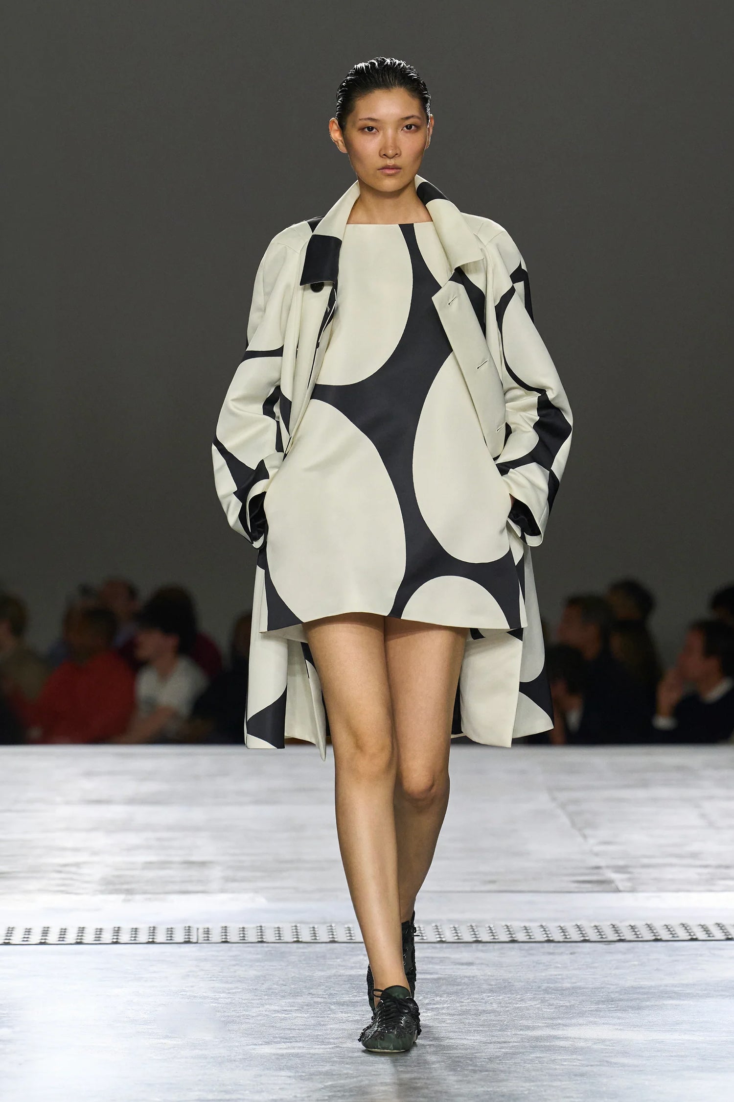 RONDERO A-LINE COAT IN BLACK, SS26