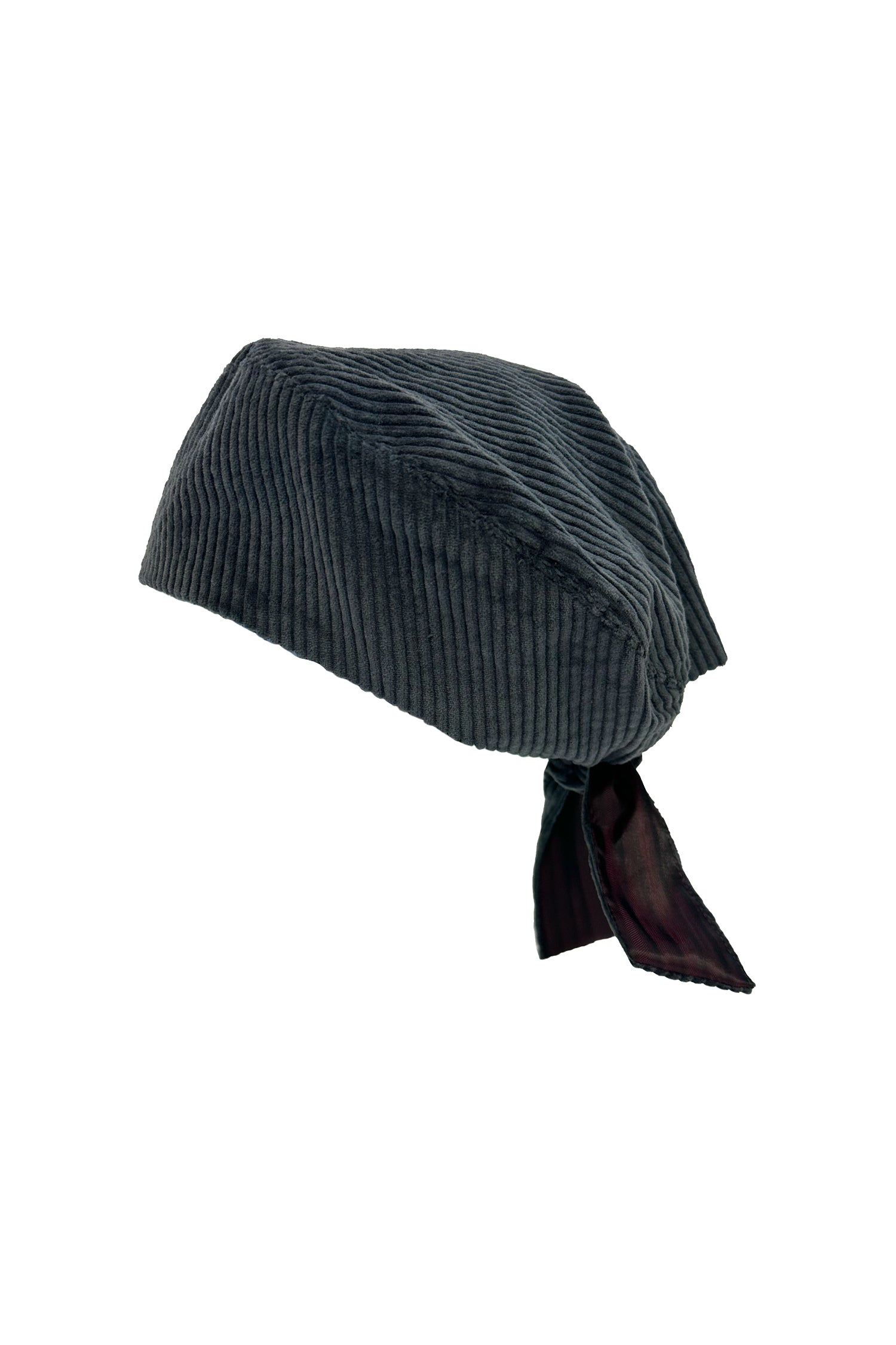 BERET IN GUNMETAL, W23