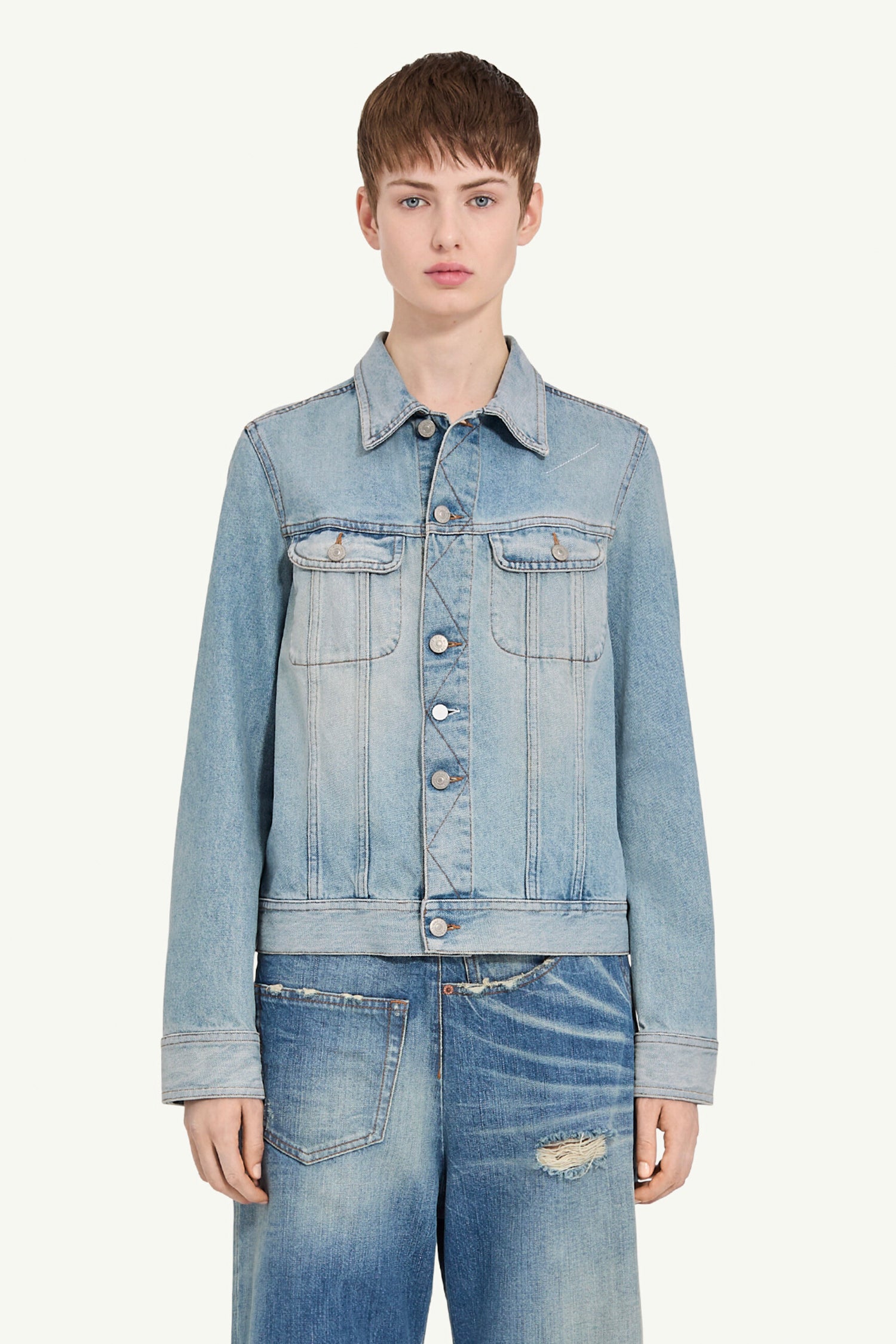 SPLIT BACK DENIM JACKET IN LIGHT BLUE, SS25