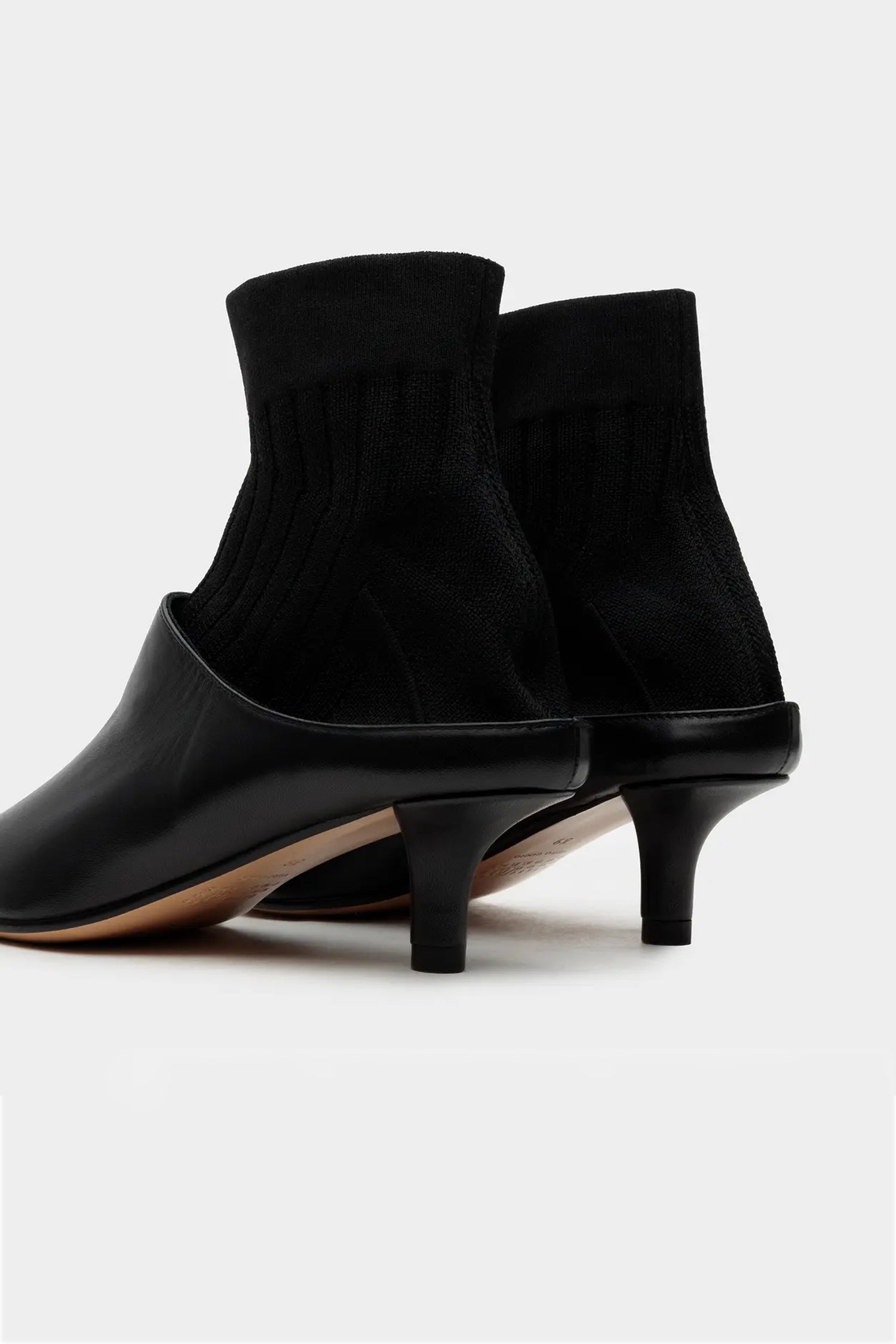 SOCK ANKLE BOOT IN BLACK, SS25