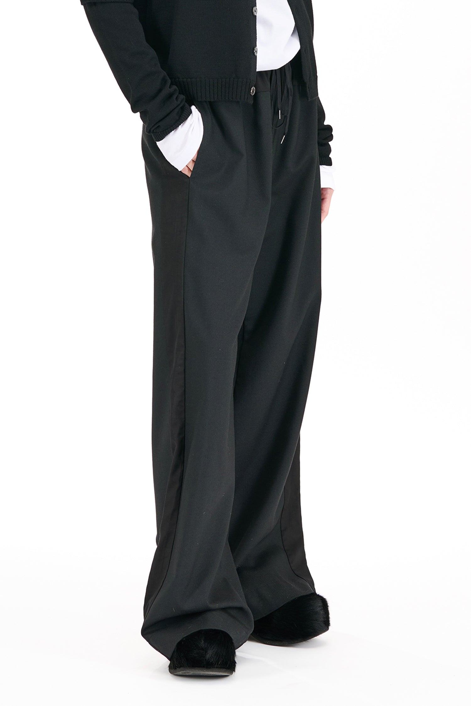 STROLLER PANT IN BLACK, W25