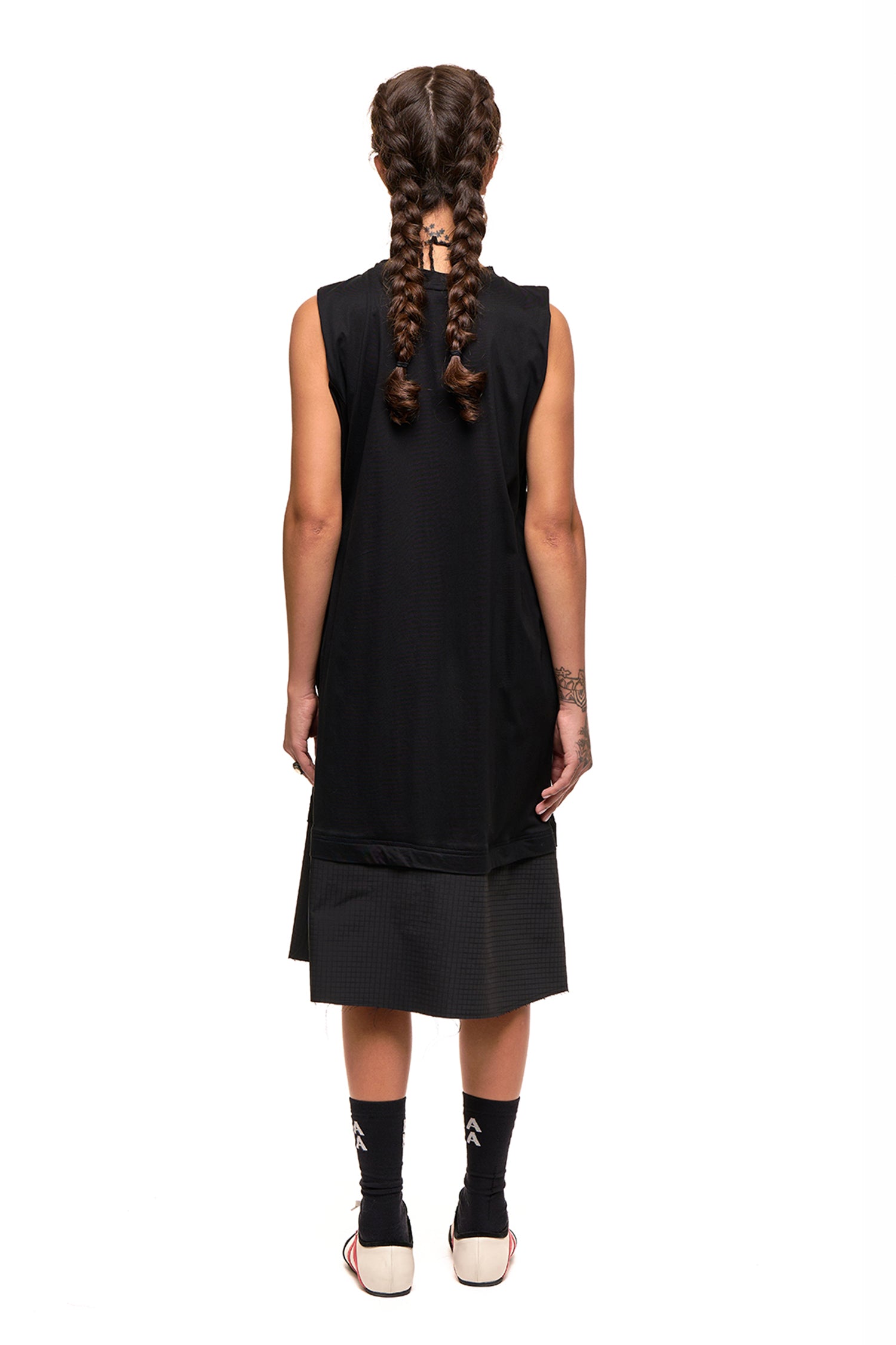GRID LINE TANK DRESS IN BLACK, SS27