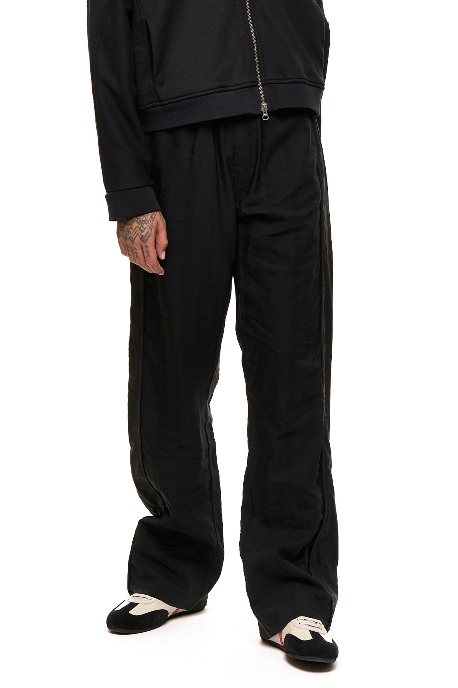 LONG JUMP PANT IN BLACK, SS27