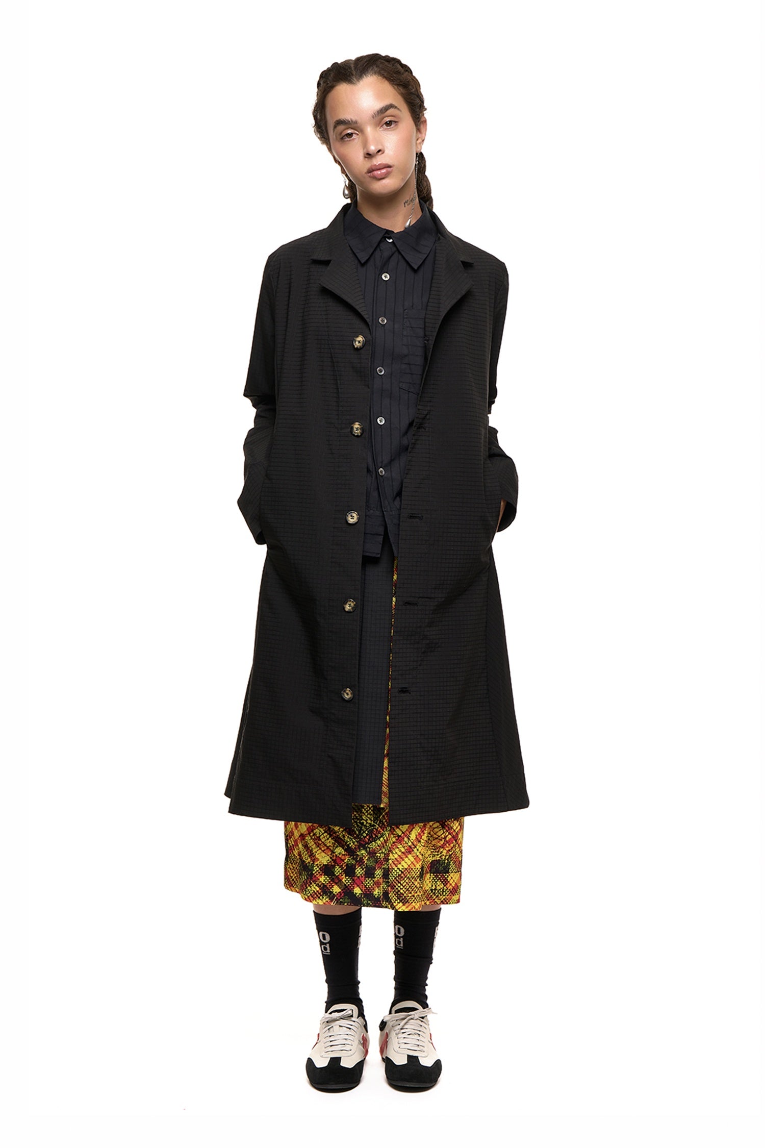 SWING COAT IN BLACK, SS27