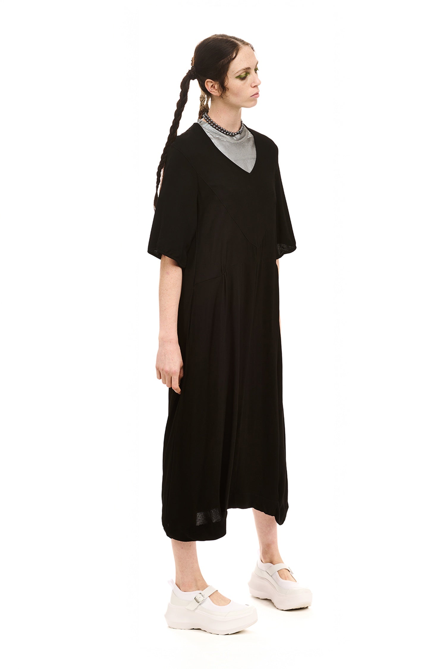 CLASSIC DRESS IN BLACK, SS26