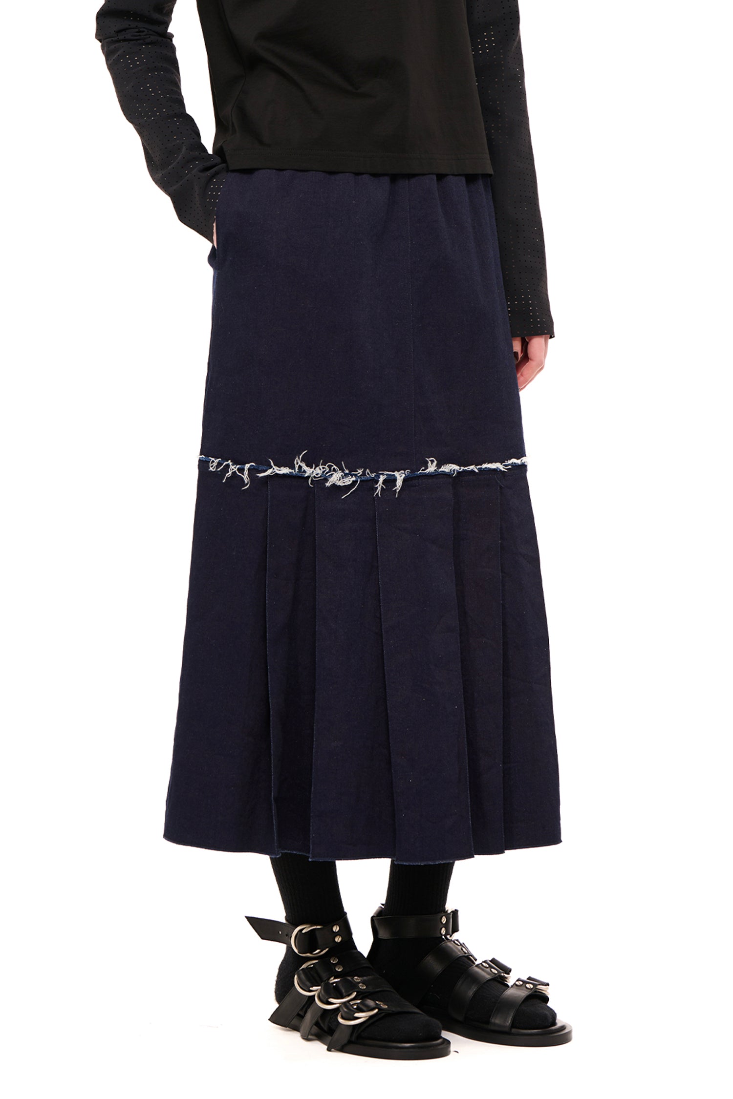 TURNTABLE SKIRT IN INDIGO, AW26