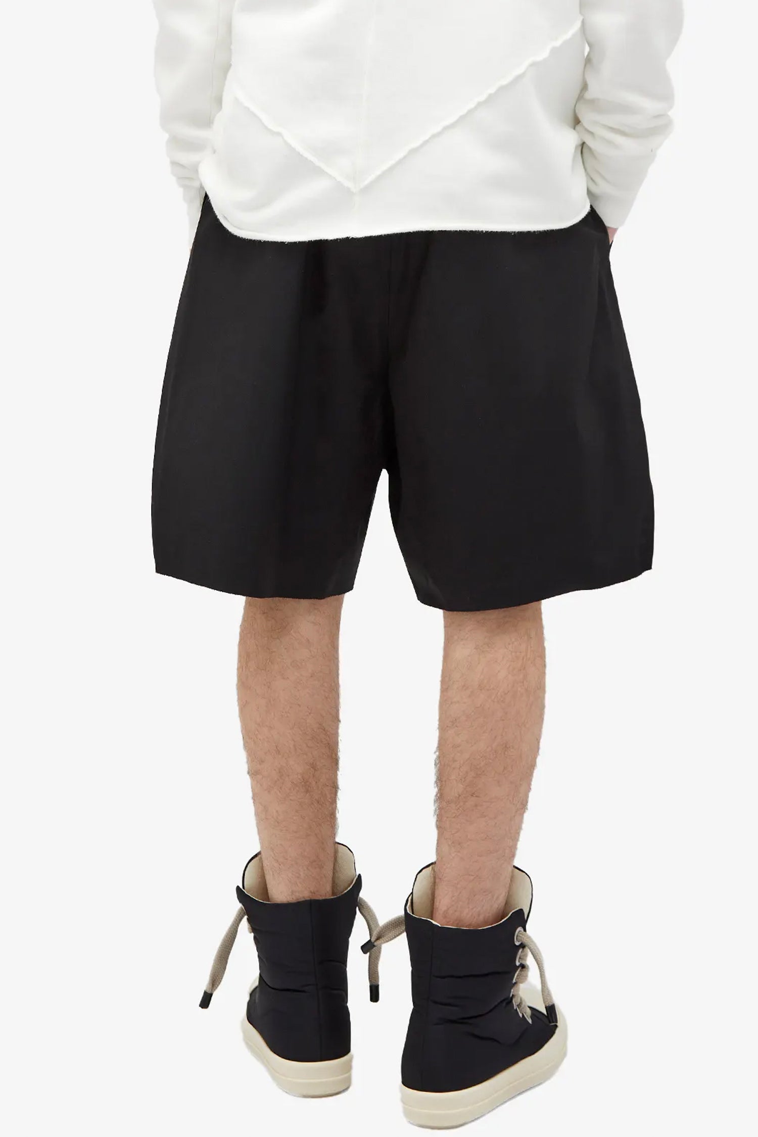 LONG COTTON SHORTS IN BLACK, SS24