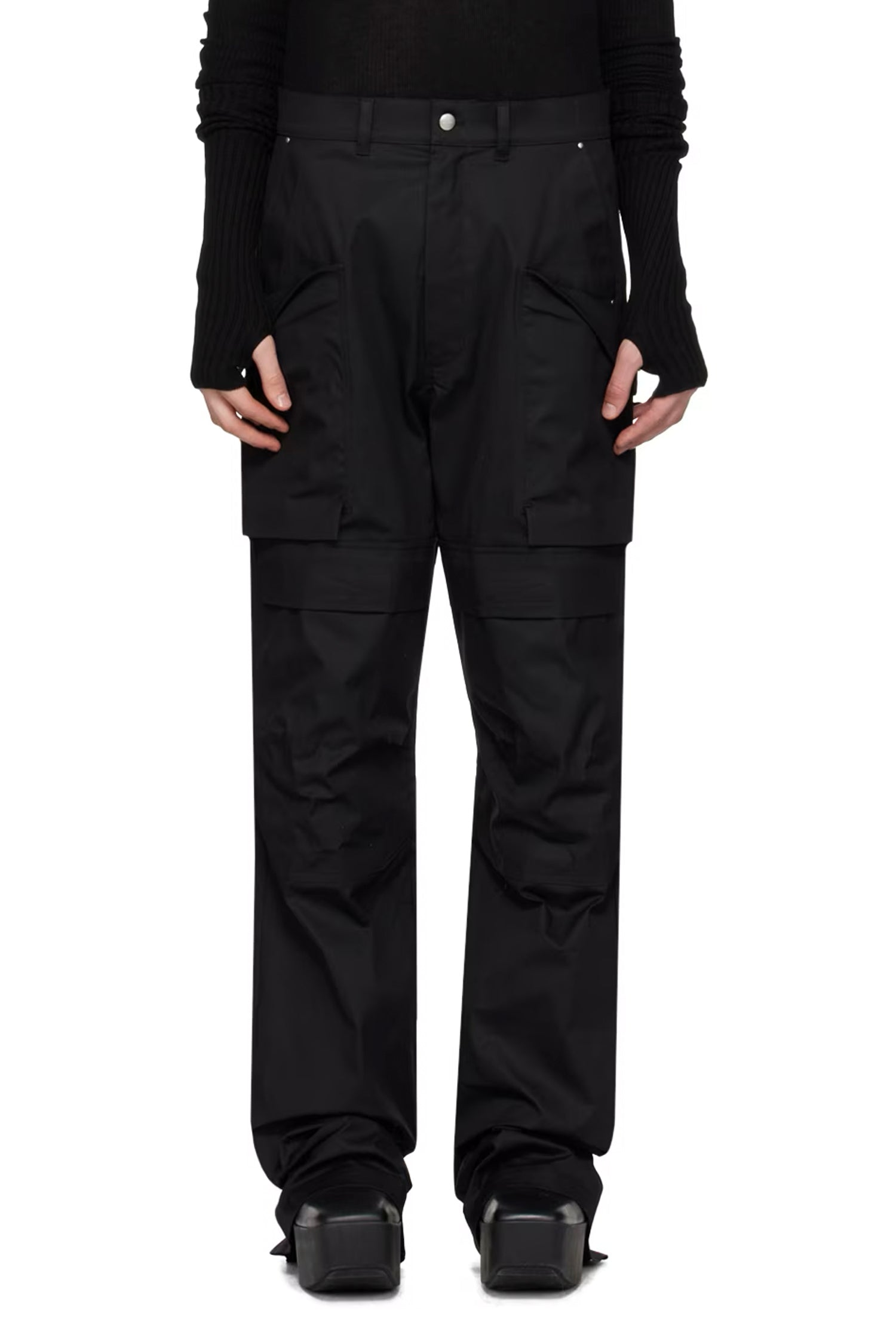 STEFAN CARGO IN BLACK, SS24