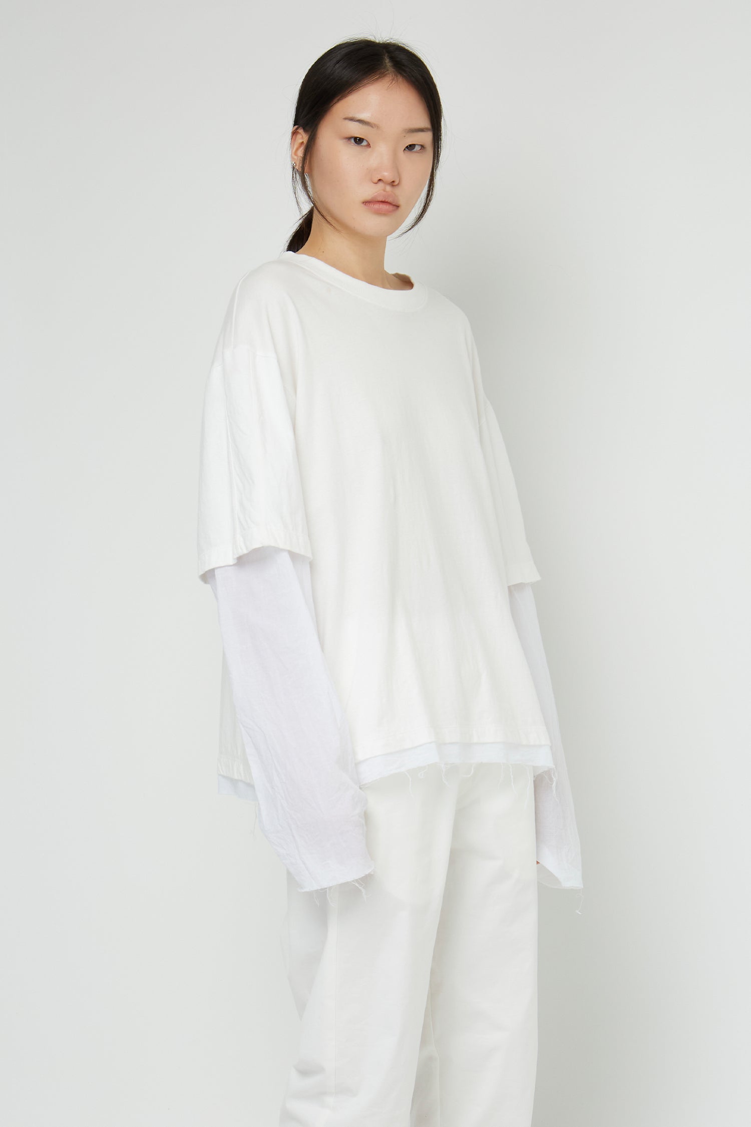 LAYER TEE IN GHOST (UNISEX), SS26