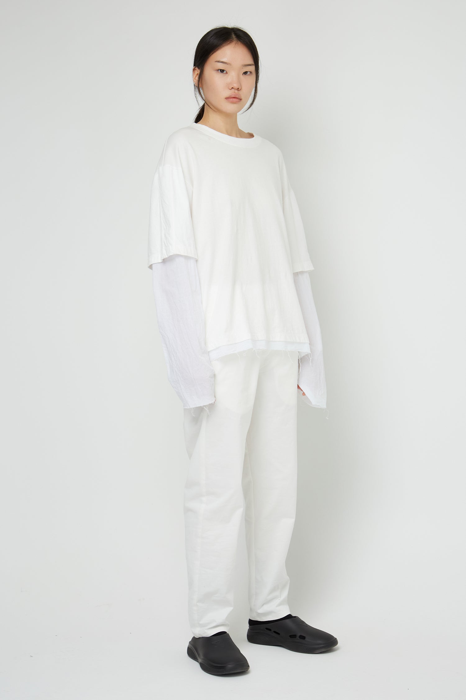 LAYER TEE IN GHOST (UNISEX), SS26
