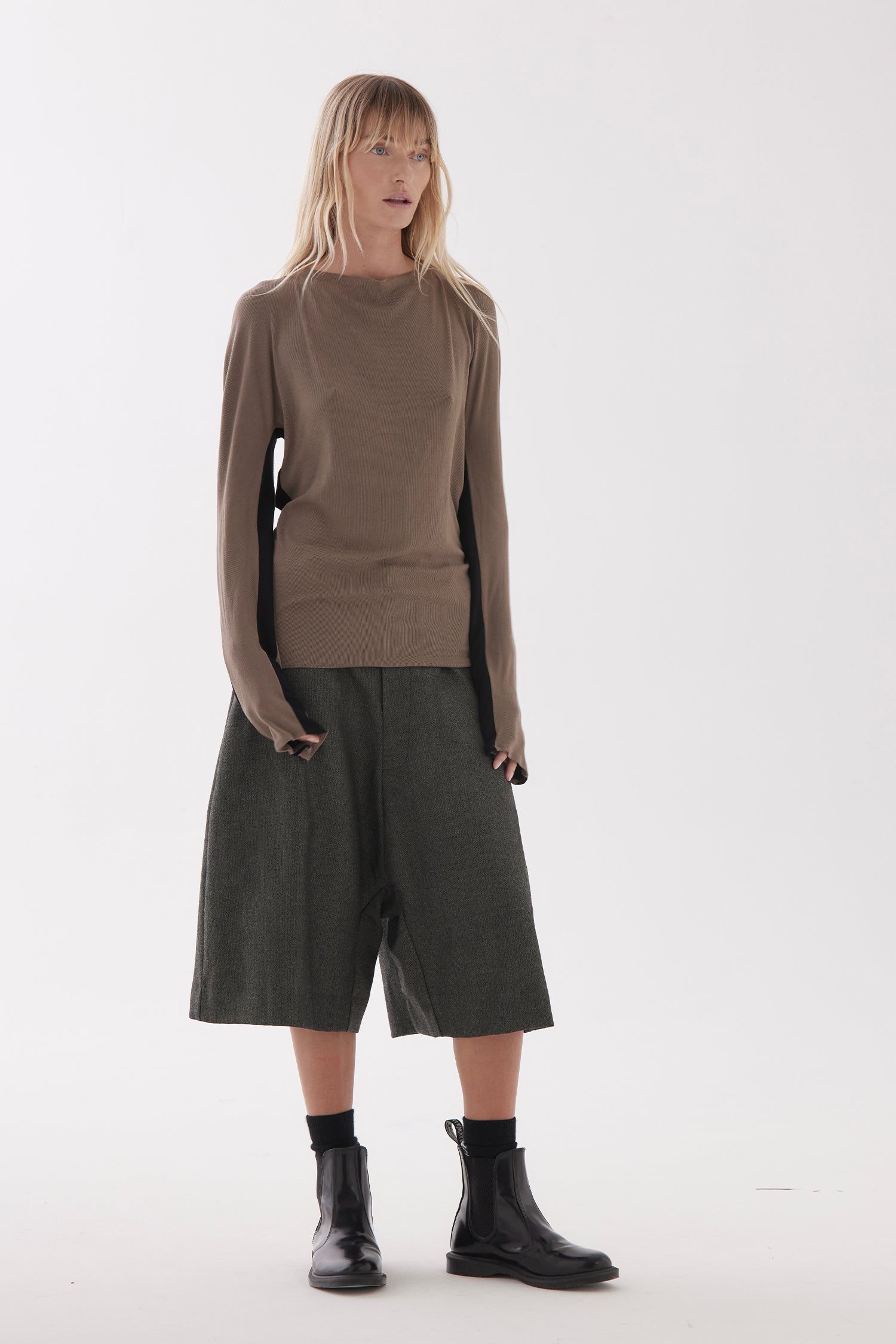 RHYTHM IN BISCOTTI, W25