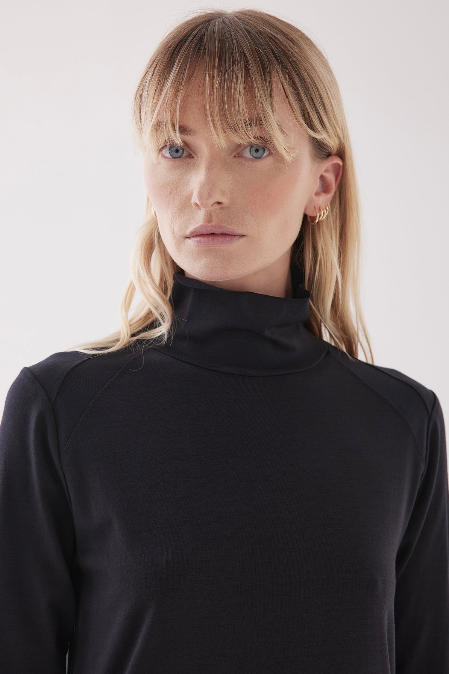 SOPRANO IN BLACKEN, W25