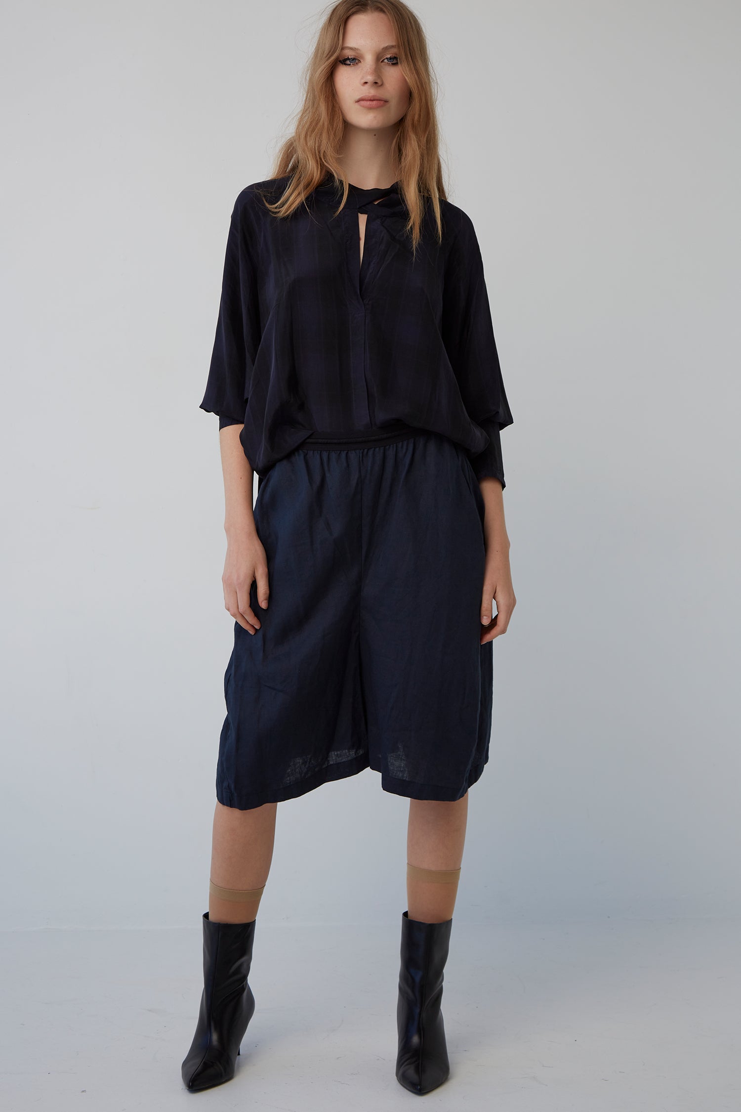 SKORT IN MARINE, S24