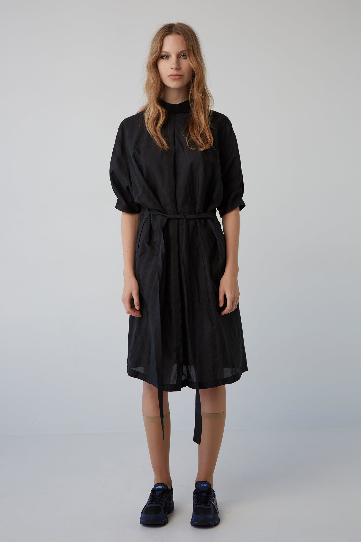 STITCHED IN BLACKSCREEN, S24