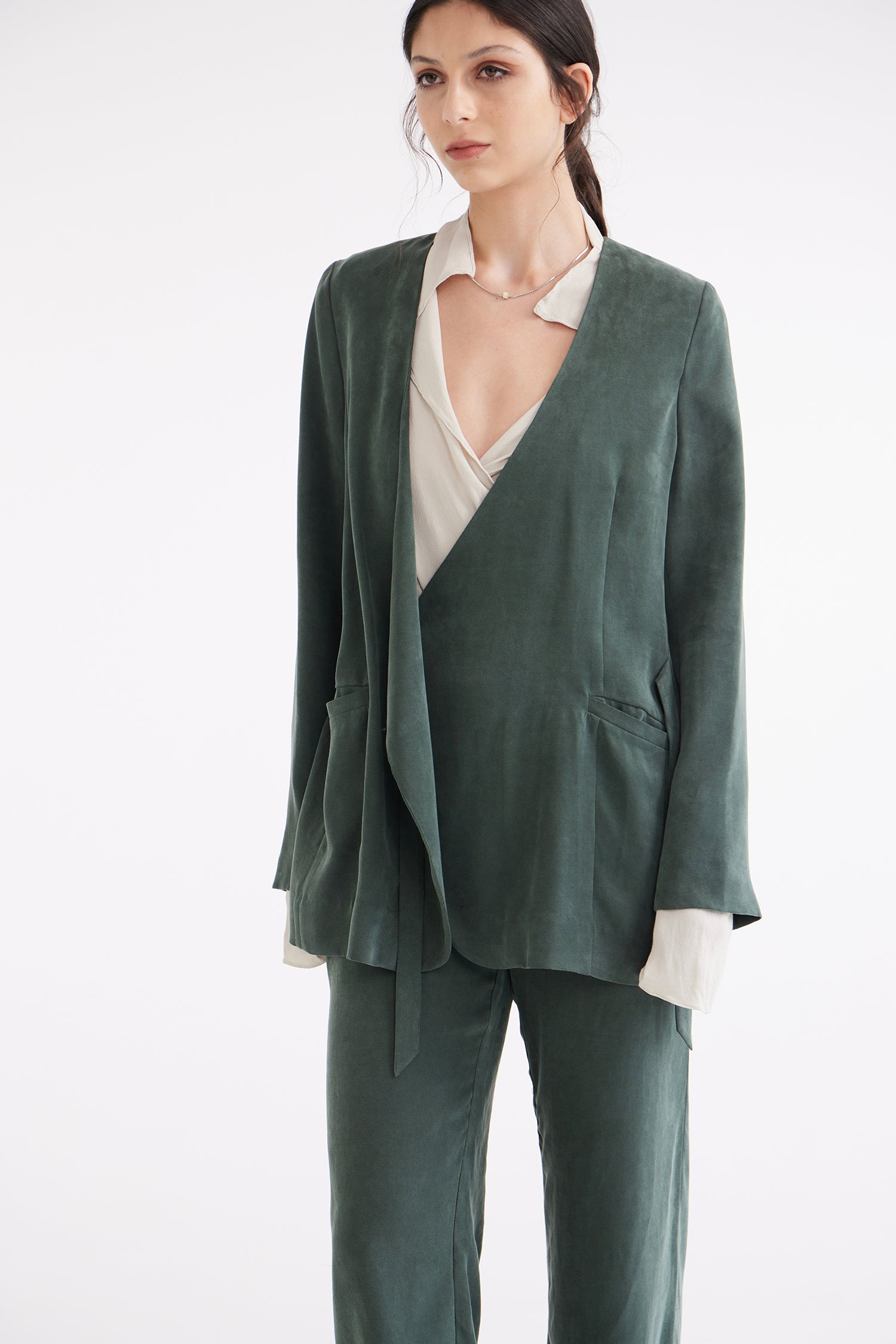 DRAPER IN GREENSTONE, S25