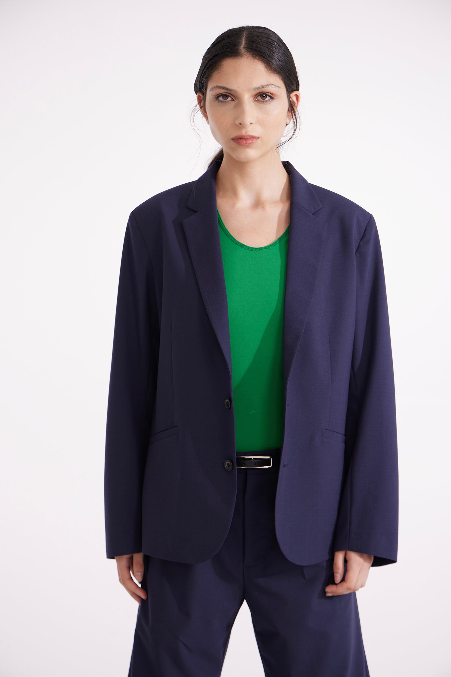 STAPLE T IN EVERGREEN, S25