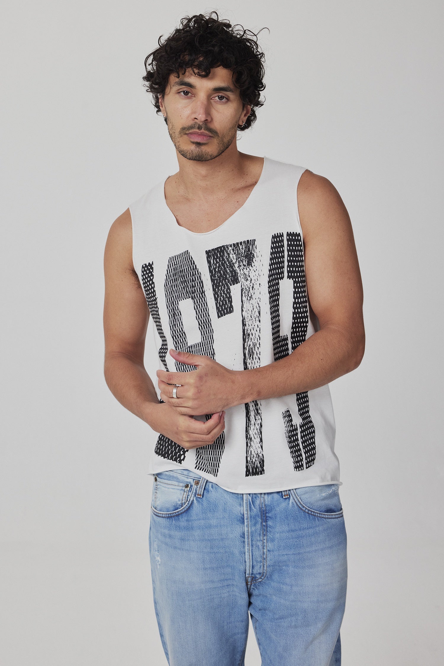1979 TANK IN WHITE/BLACK, SS26