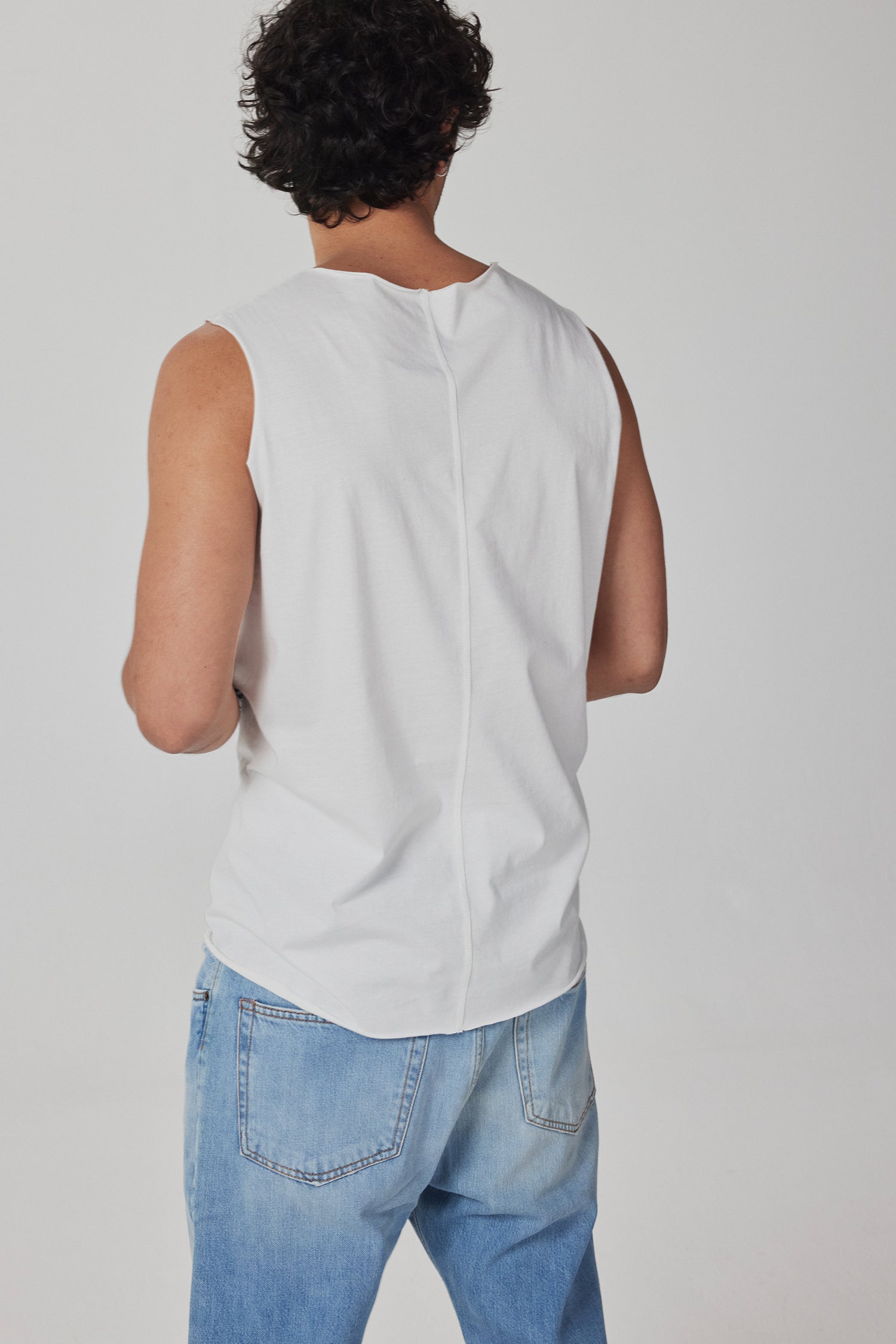 1979 TANK IN WHITE/BLACK, SS26