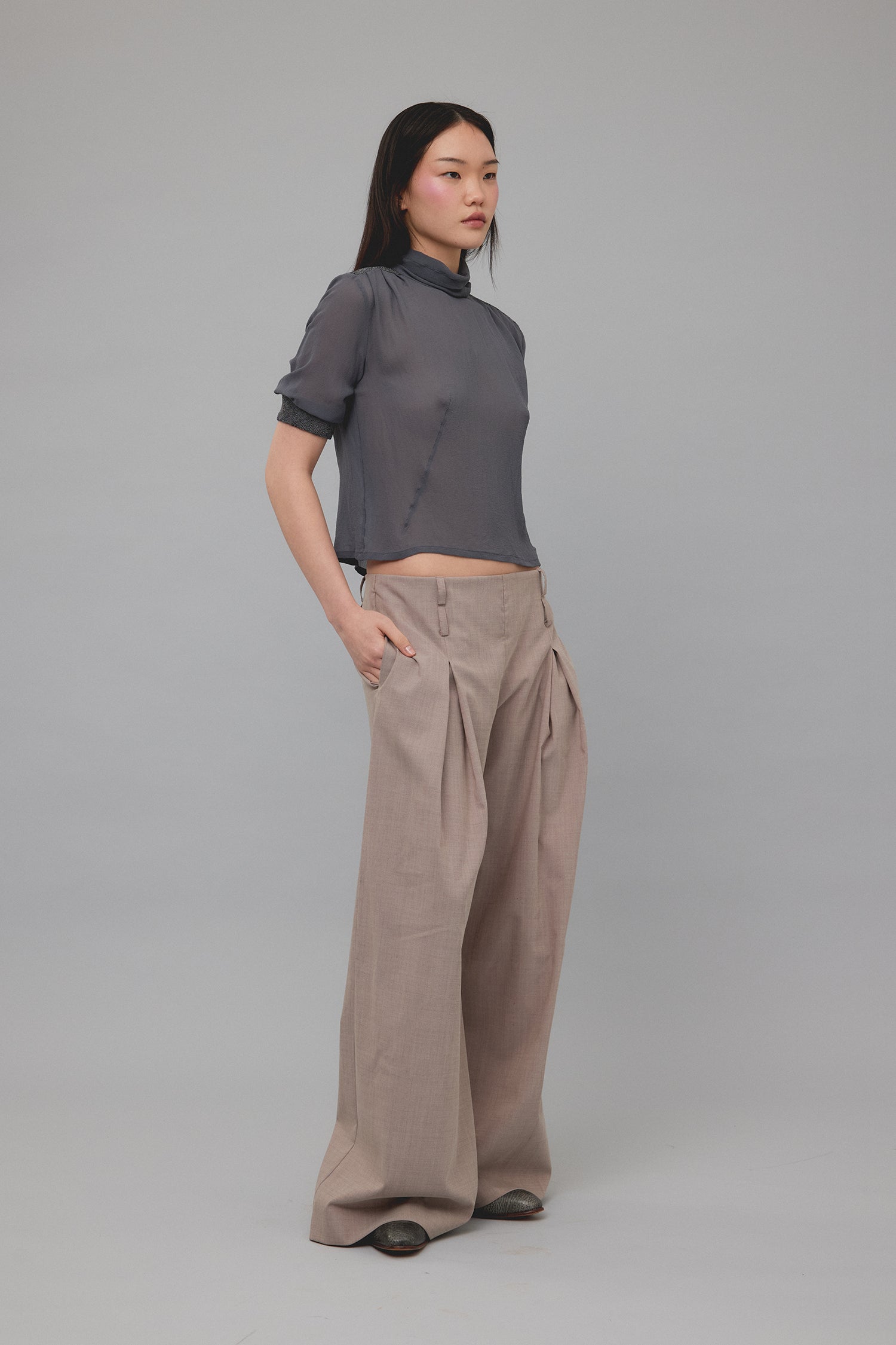 ACCENT IN GRIS, SS26