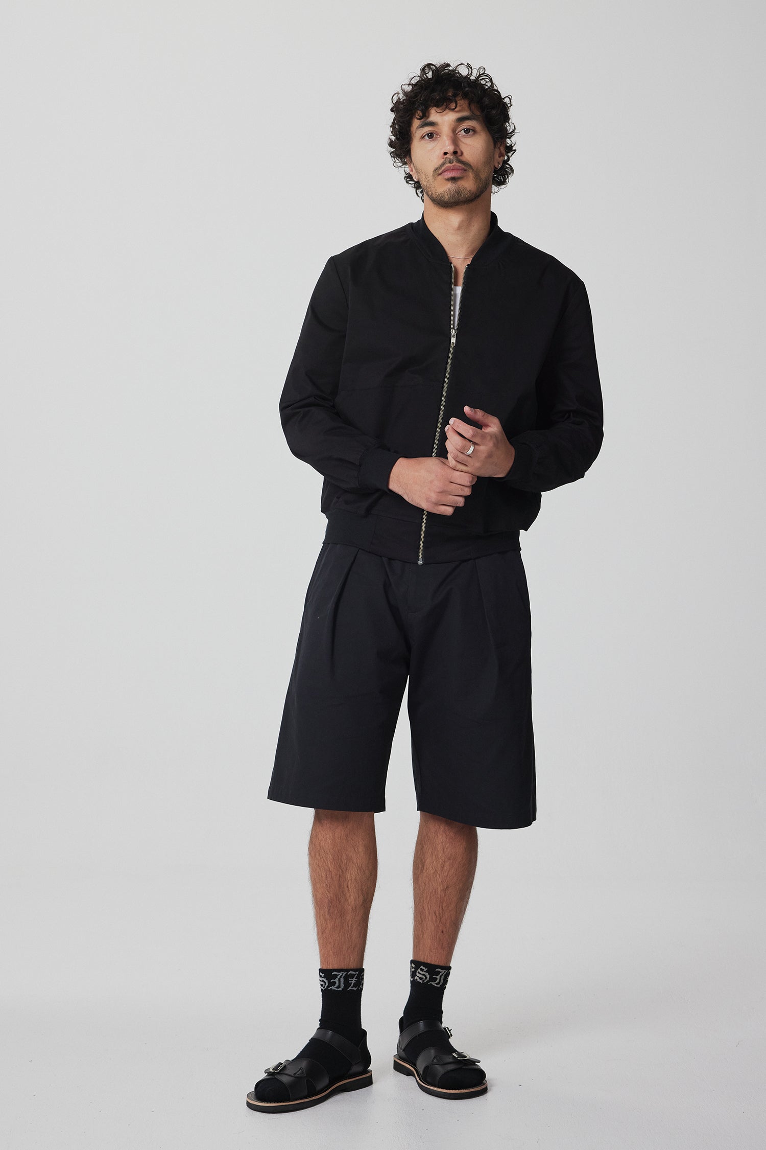 COACH IN BLACKOUT,  SS26