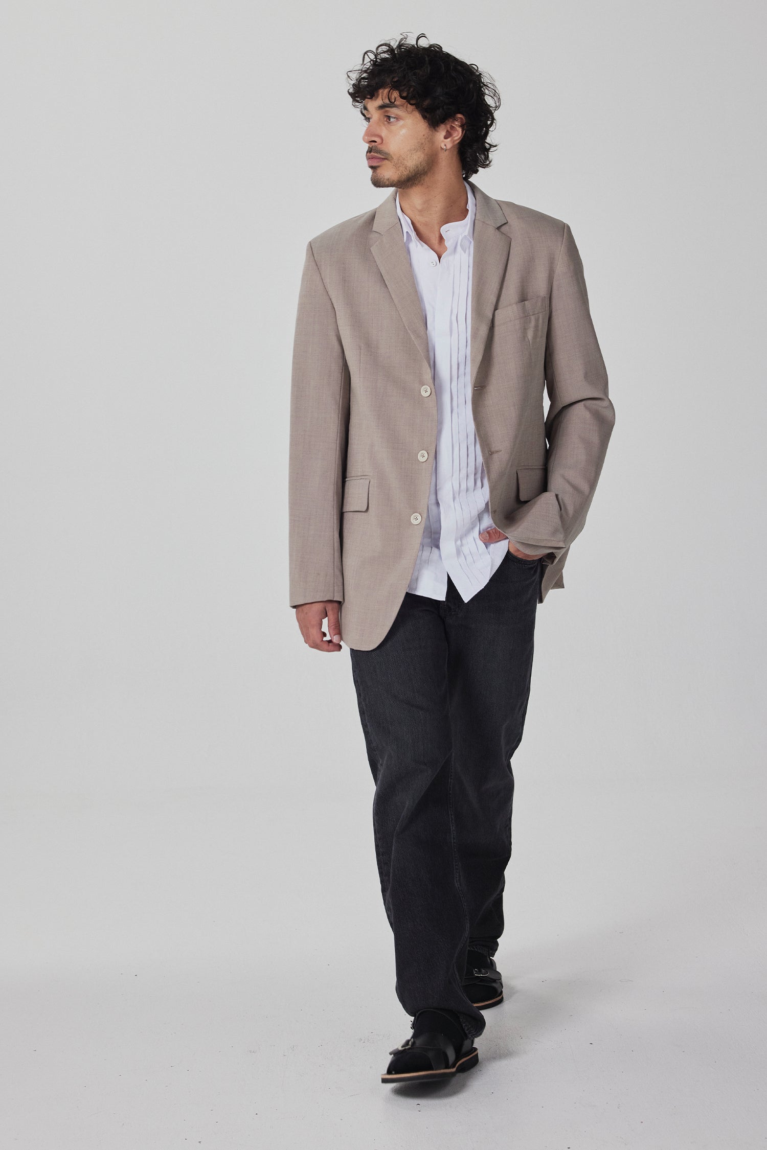 THE DIRECTOR IN MUSHROOM, SS26