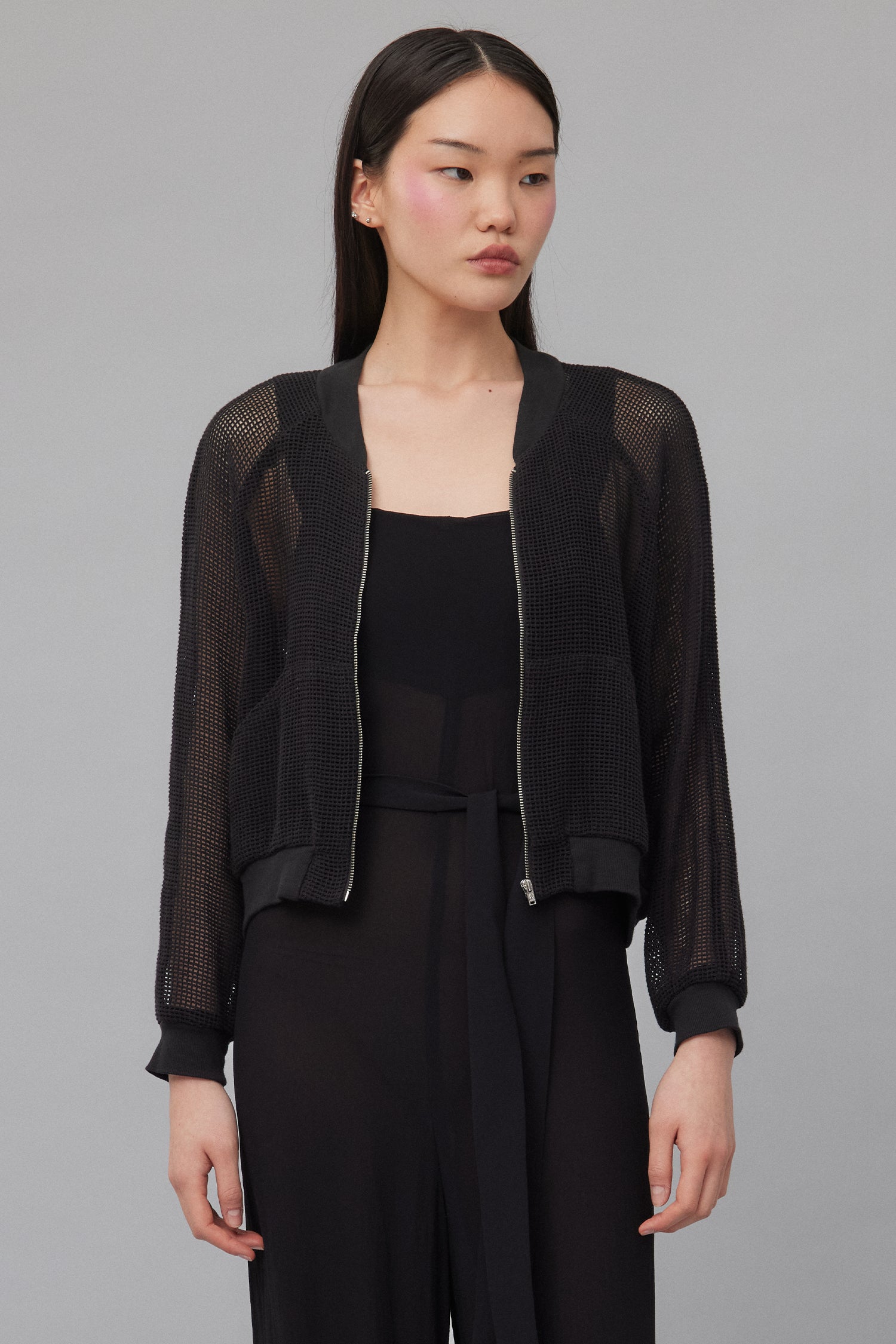 DOLLY IN BLACKNET, SS26