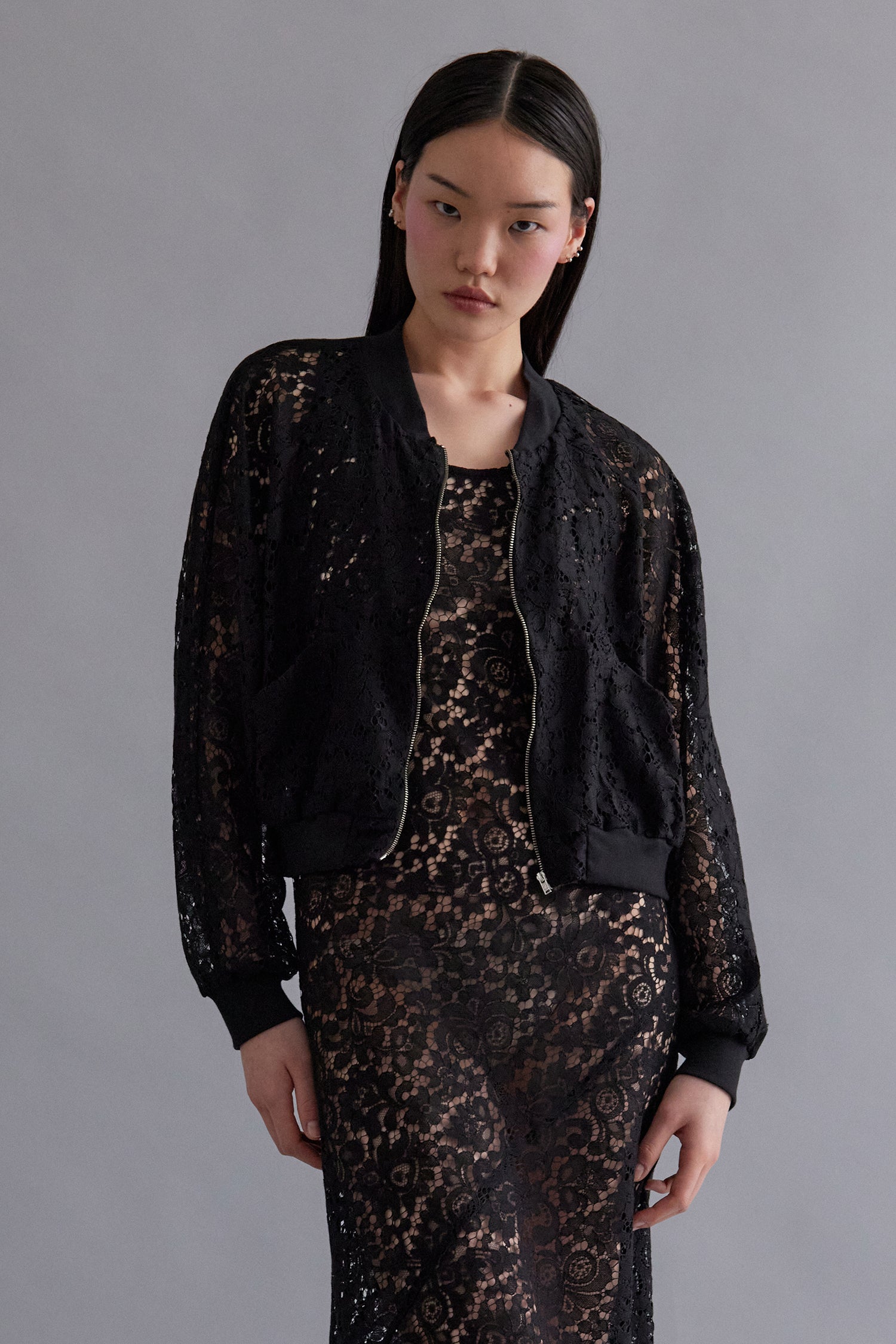 DOLLY IN BLACKWOOD, SS26