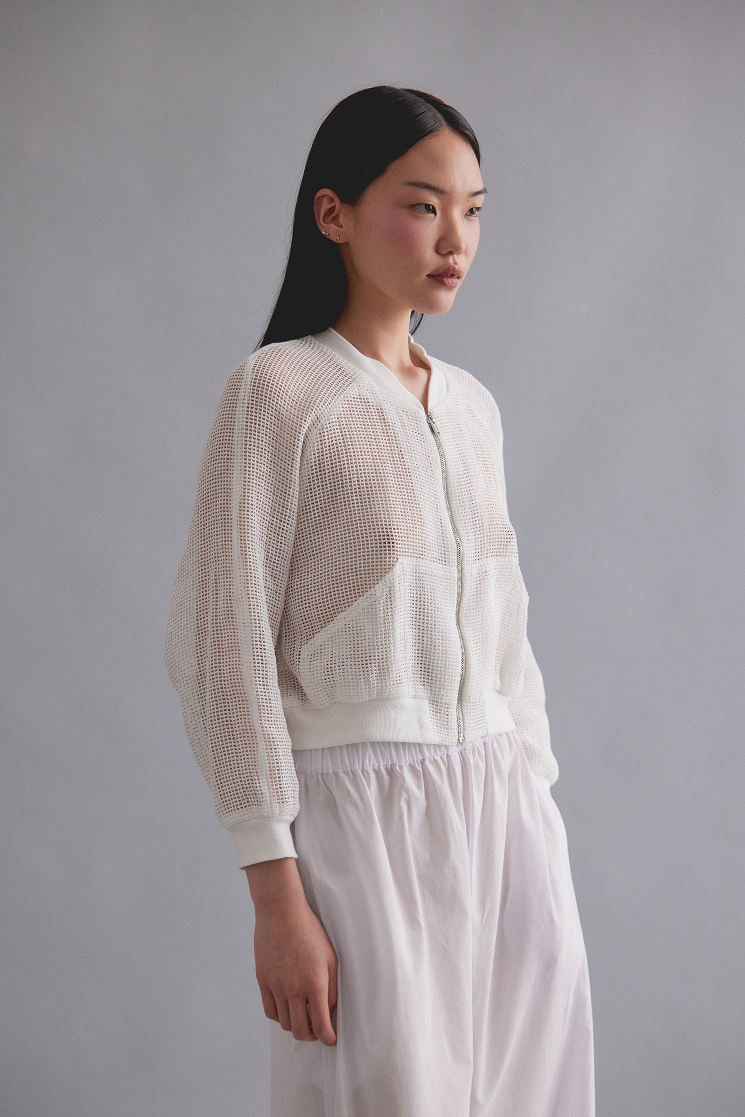 DOLLY IN WHITENET, SS26