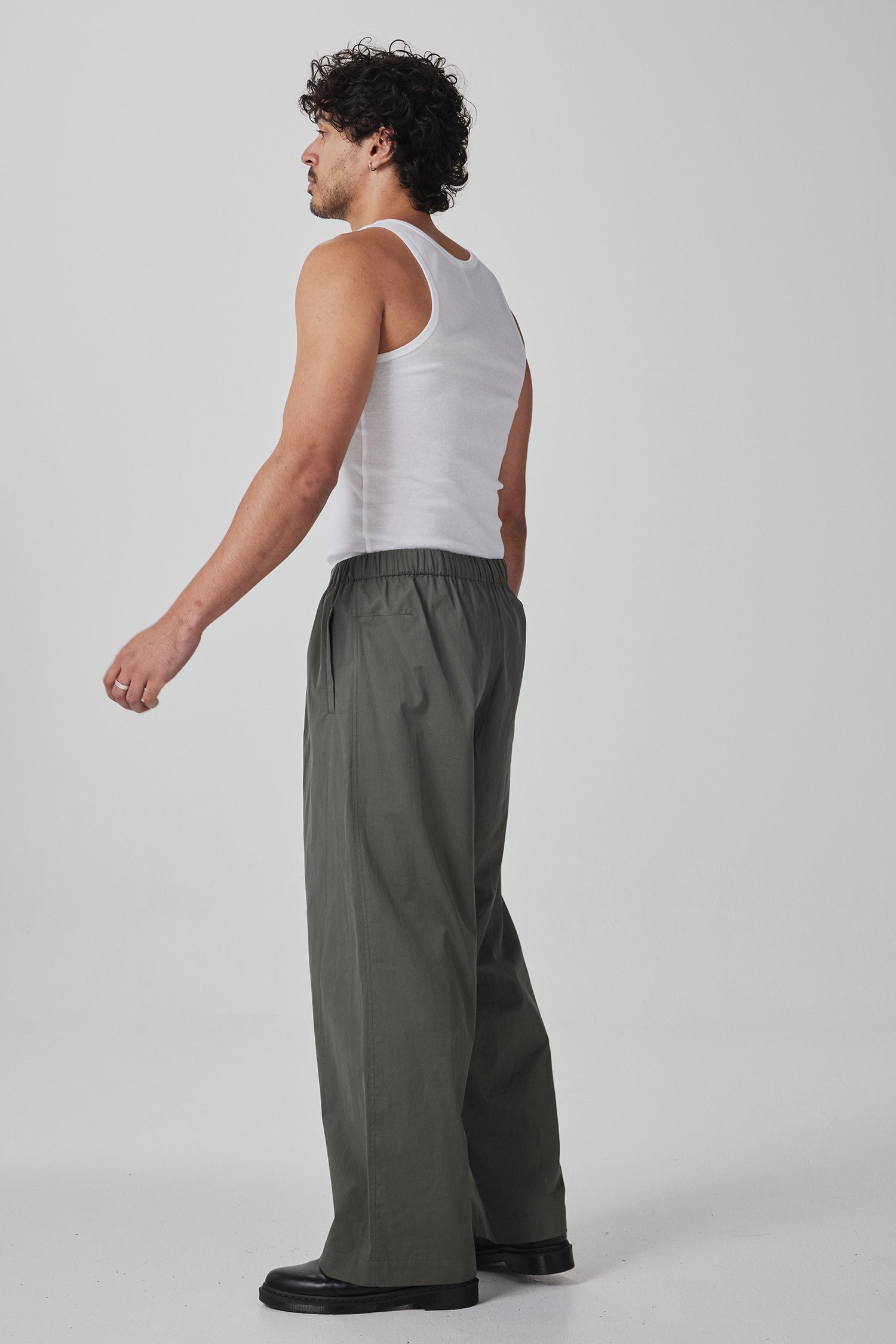 DRAWSTRING PANT IN CAPER, SS26