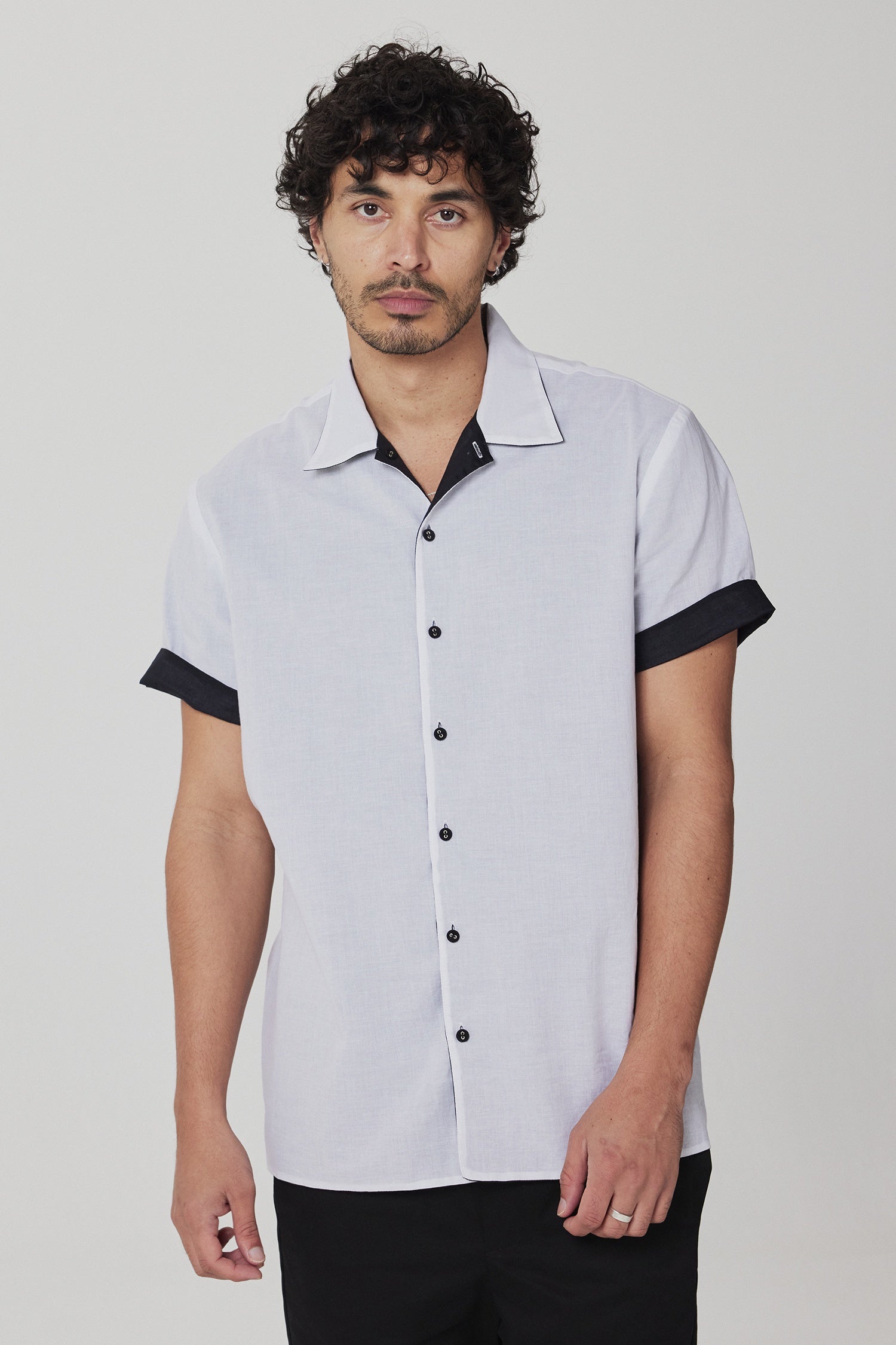 DUO IN BLACK/WHITE, SS26