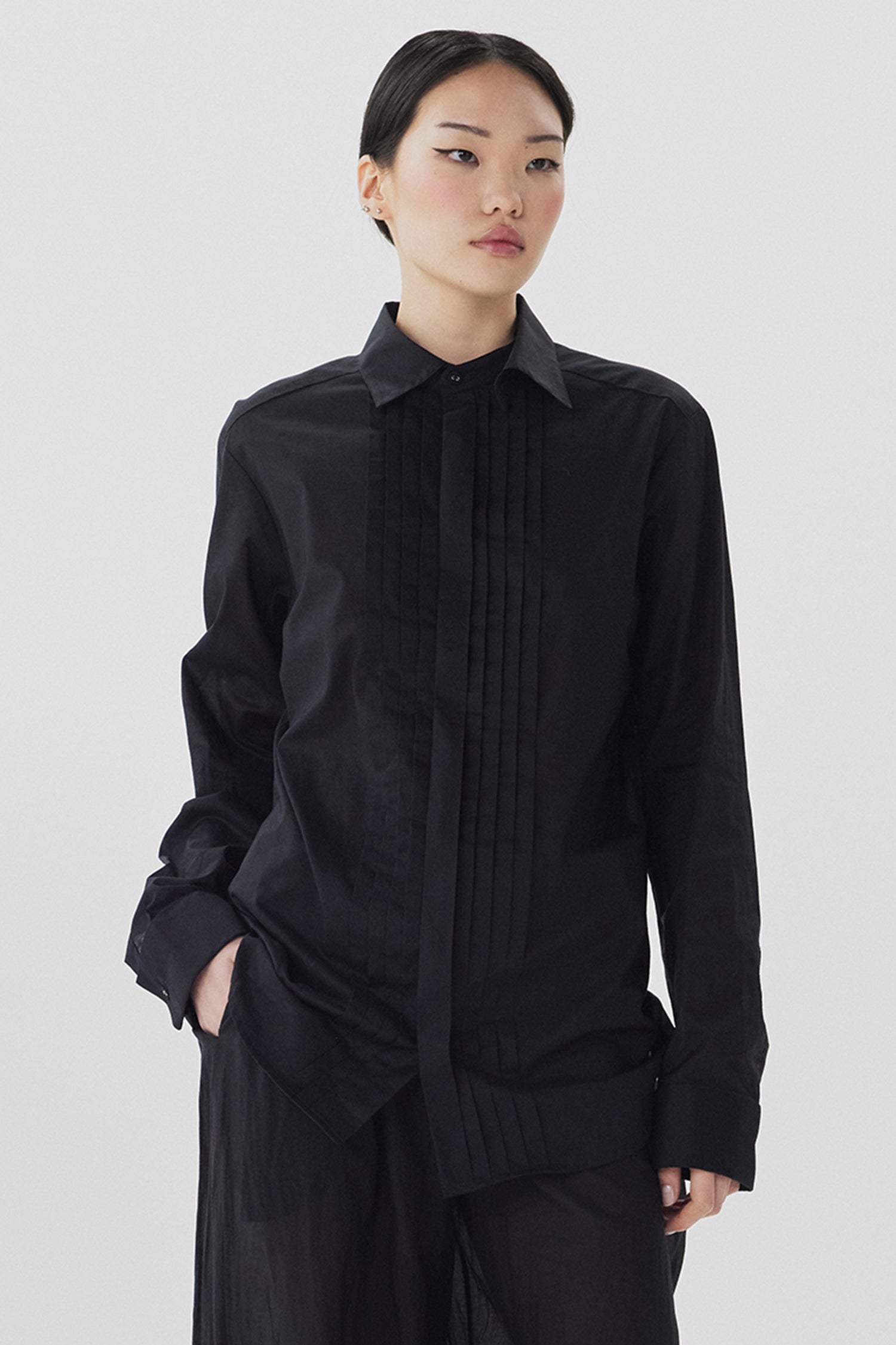 FABLE IN BLACK (UNISEX), SS26