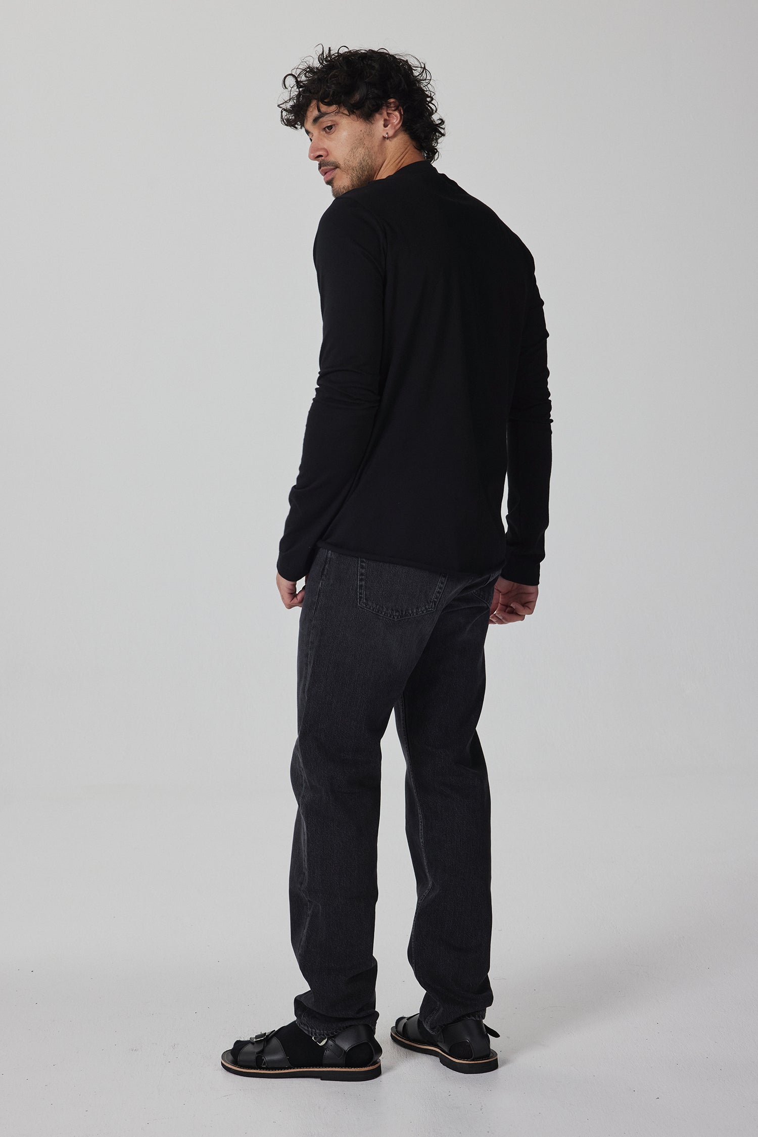 GRAFFITI LONG SLEEVE IN BLACK/WHITE, SS26