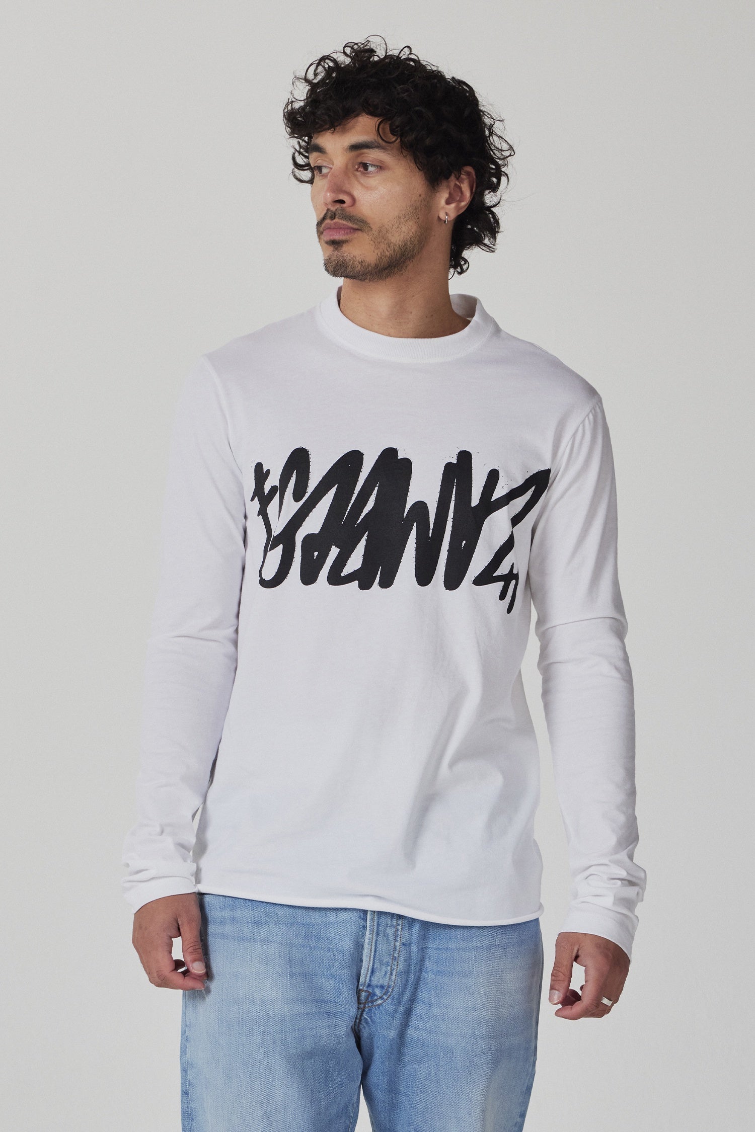 GRAFFITI LONG SLEEVE IN WHITE/BLACK, SS26