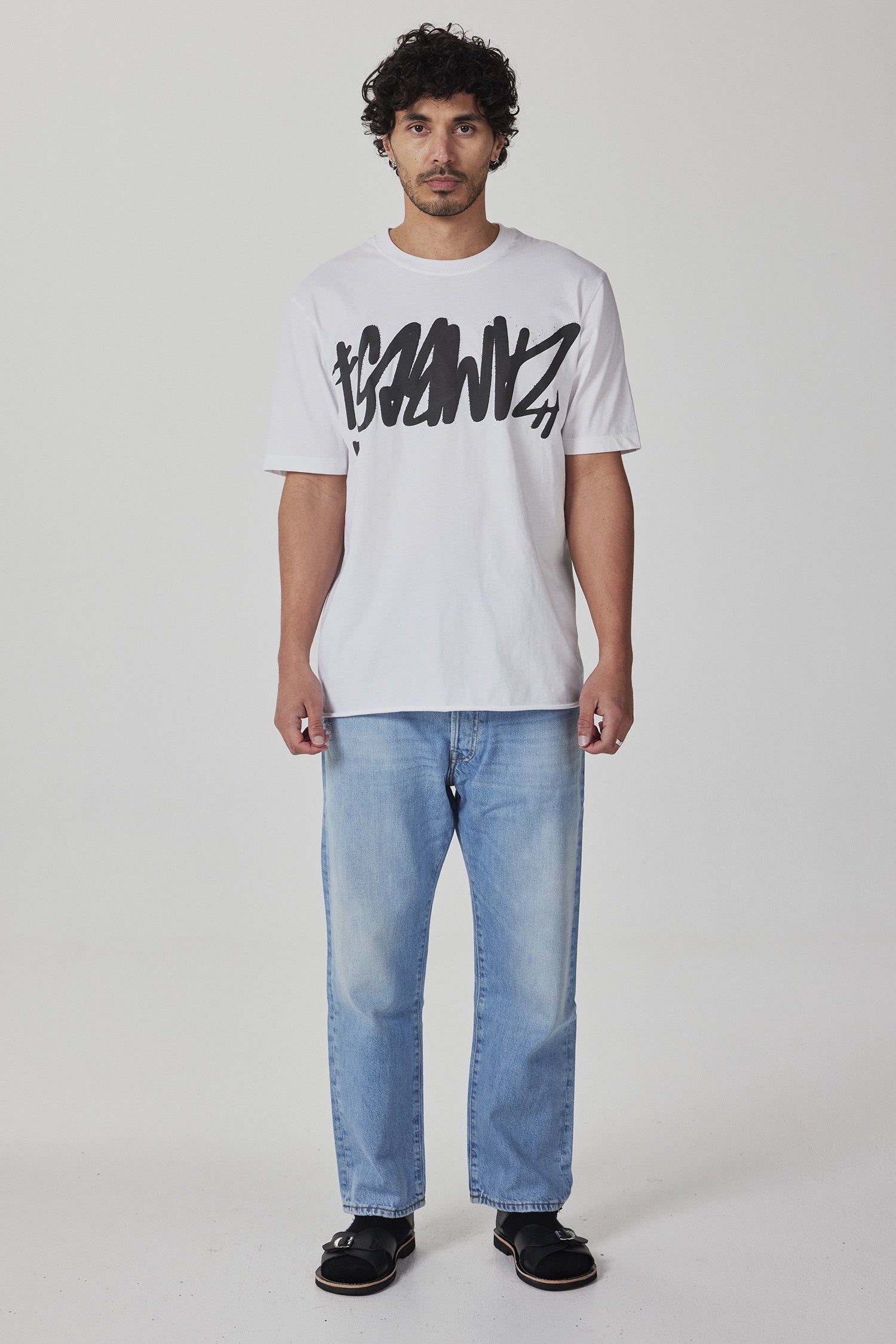 GRAFFITI TEE IN WHITE/BLACK, SS26