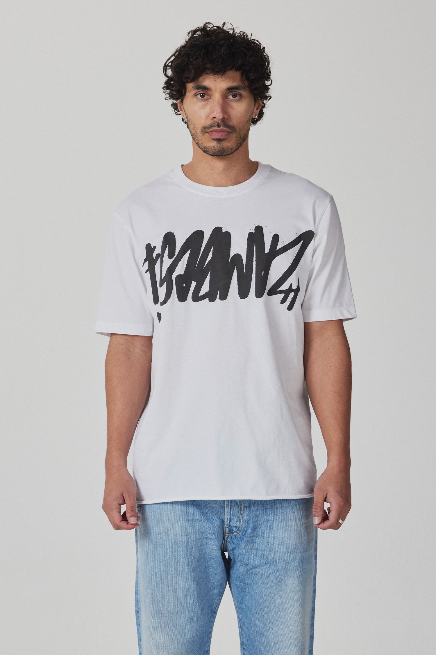 GRAFFITI TEE IN WHITE/BLACK, SS26