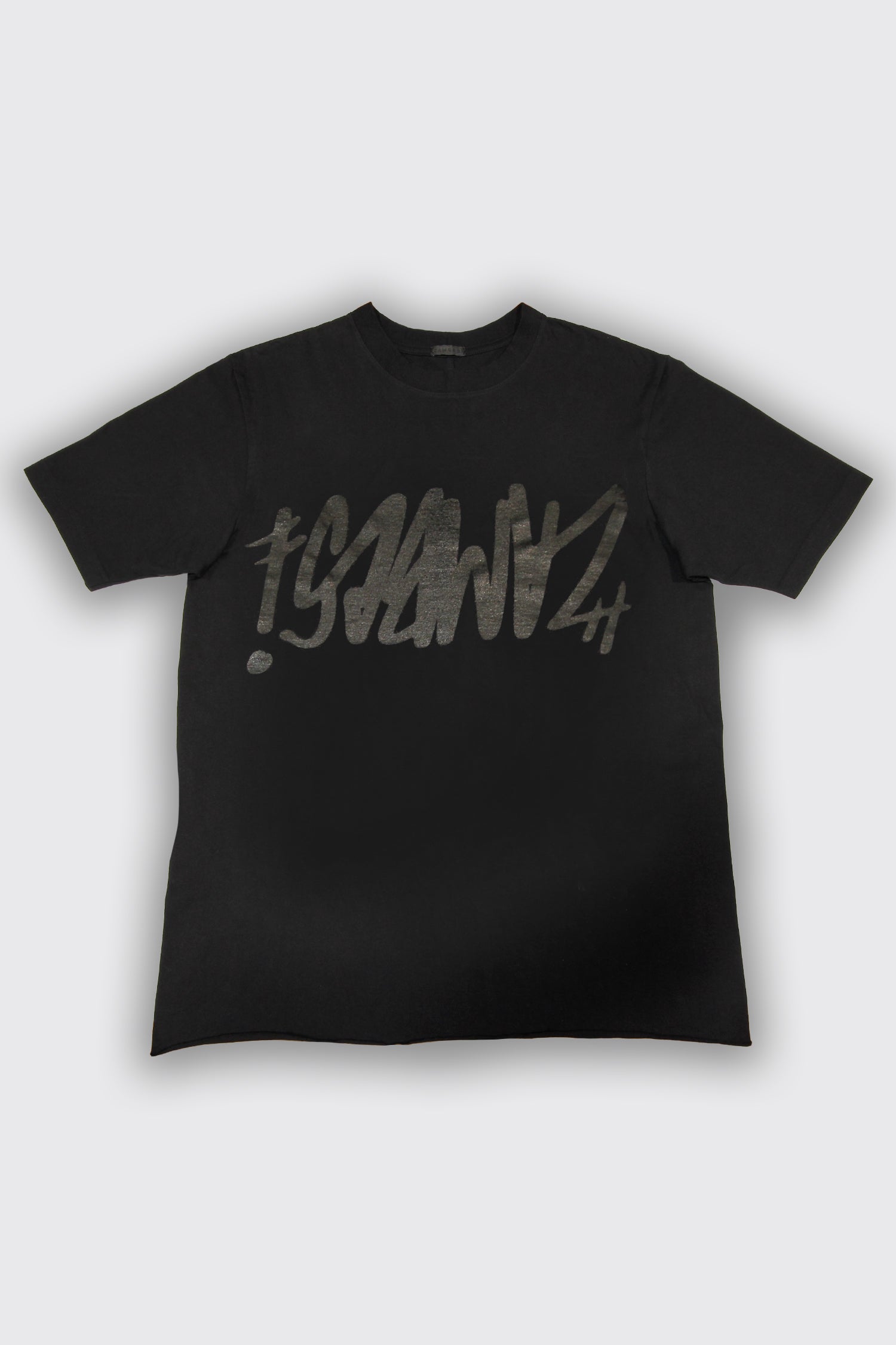 GRAFFITI TEE IN BLACK/BLACK,SS26