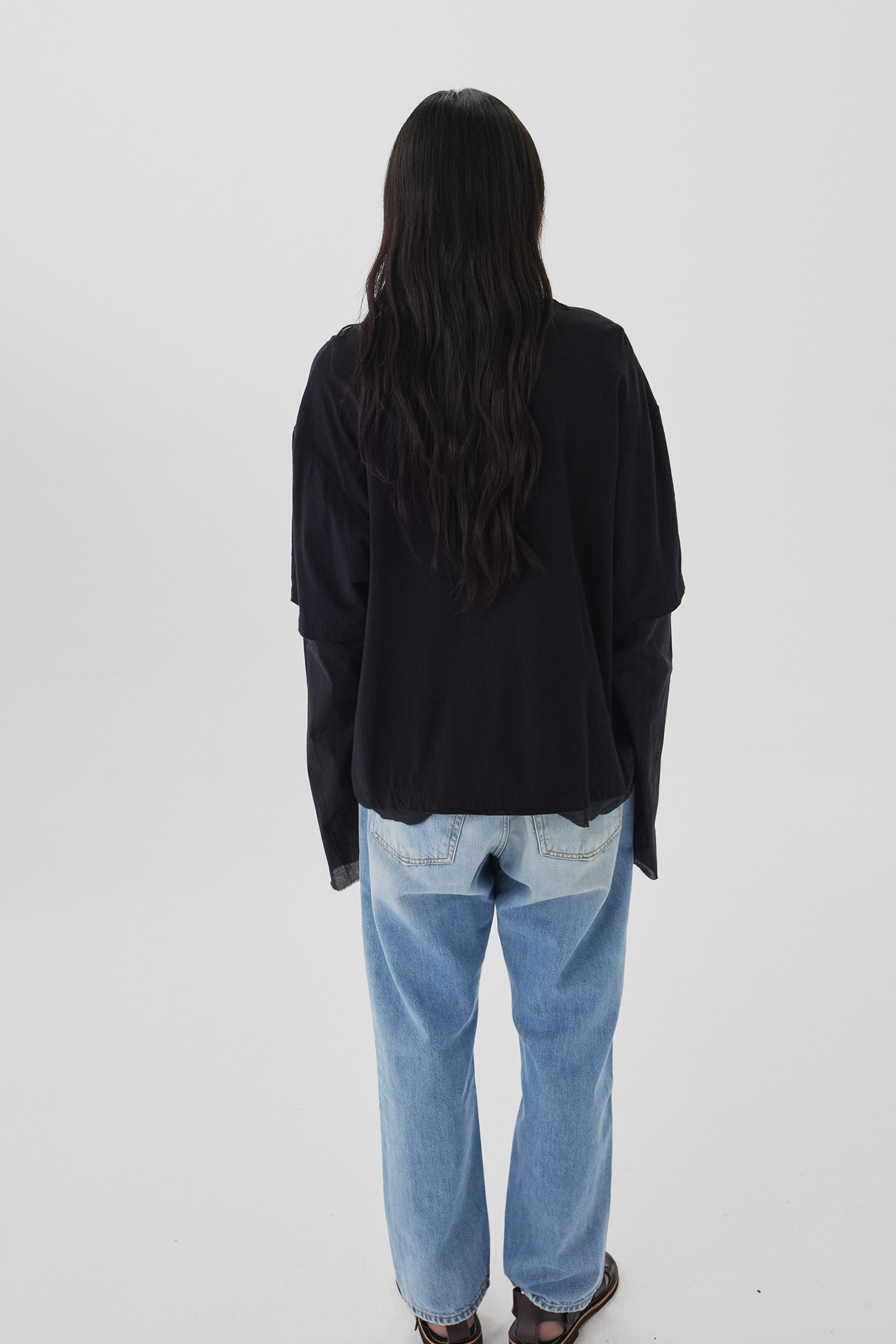 LAYER TEE IN PHANTOM (UNISEX), SS26