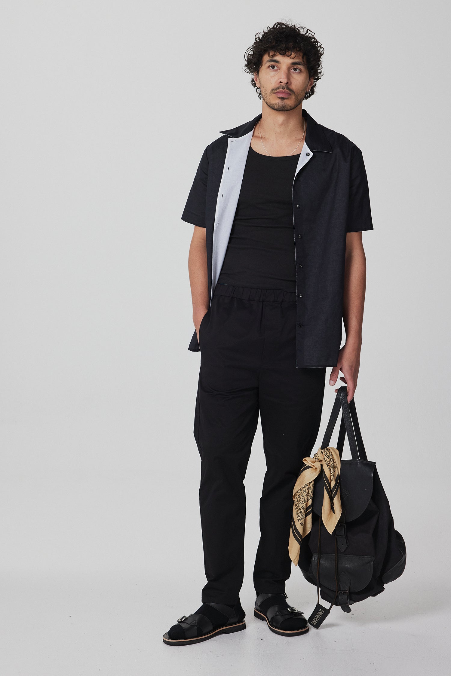 PLAYER IN BLACKOUT, SS26