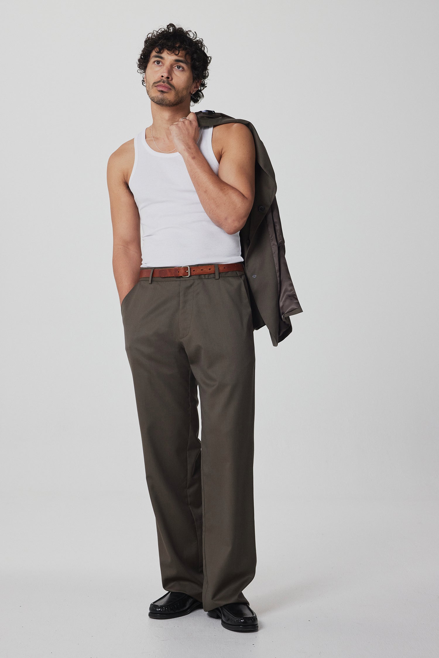 MENS LEATHER BELT IN BROWN