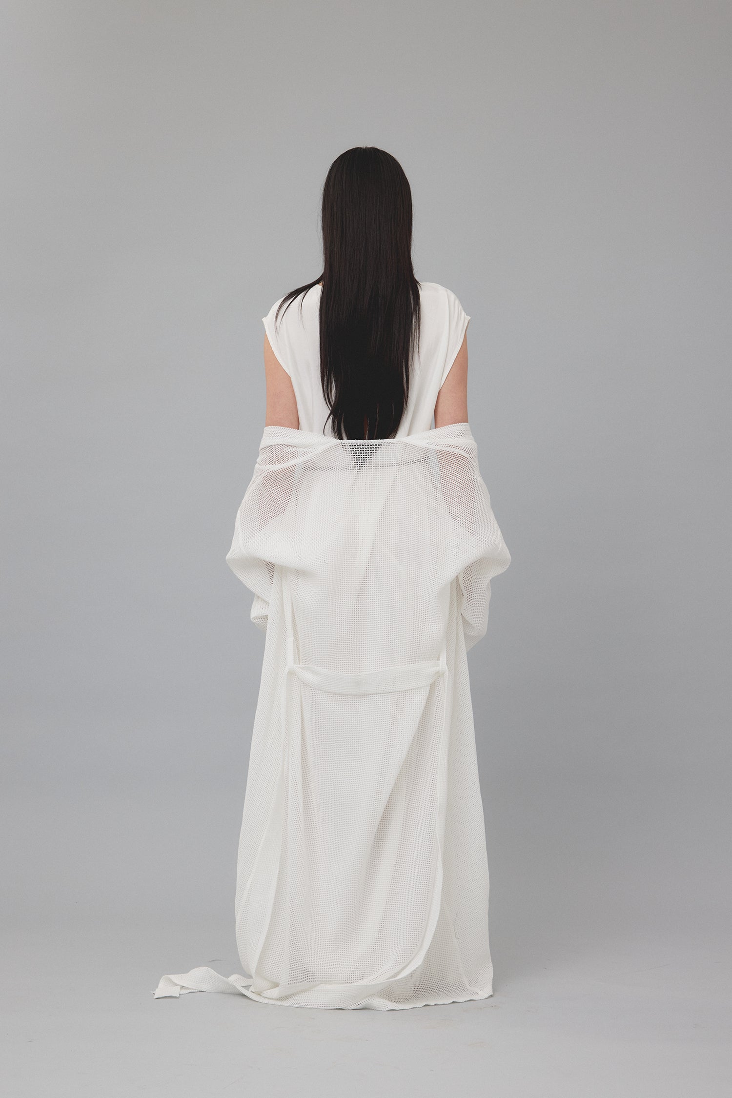 RESORT IN WHITENET, SS26