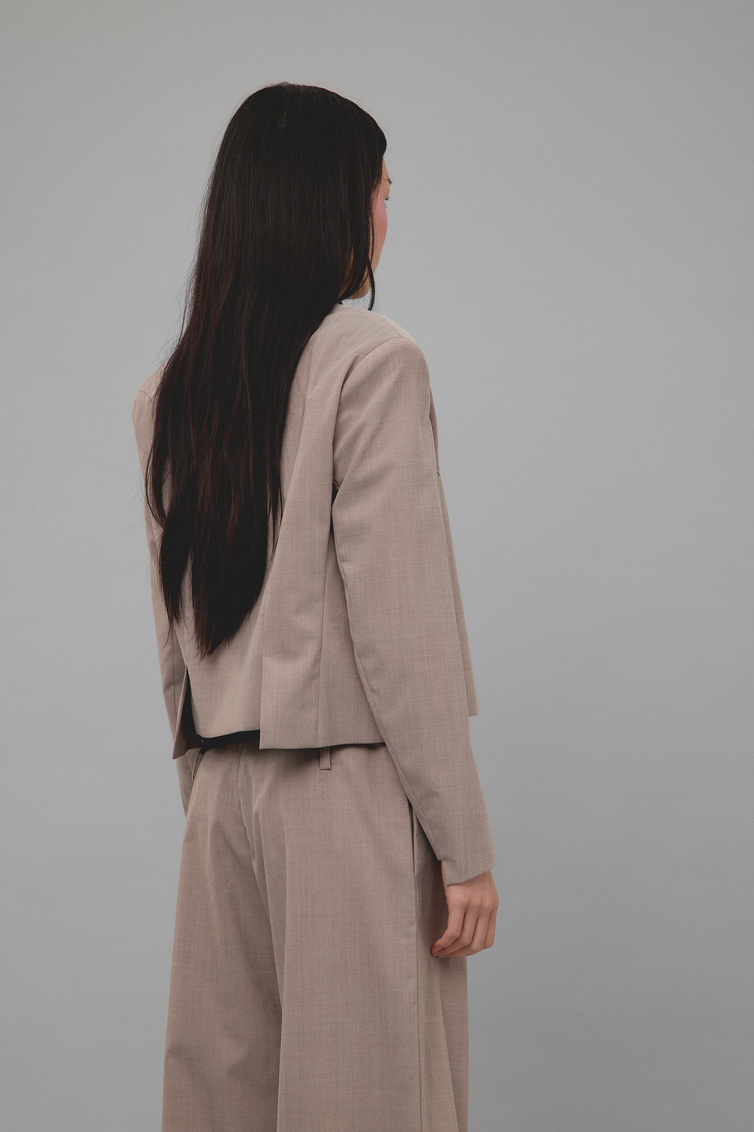 STEP JACKET IN MUSHROOM, SS26